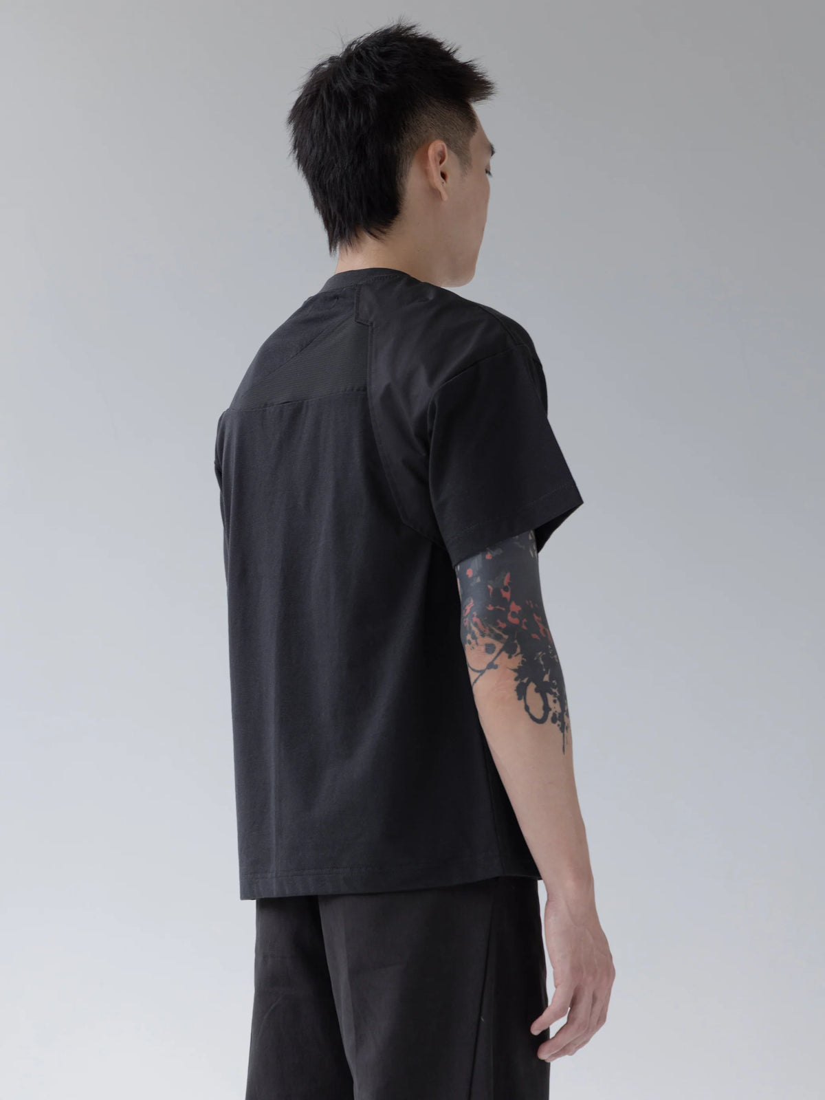 LV.2 EXO T-shirt Black Y