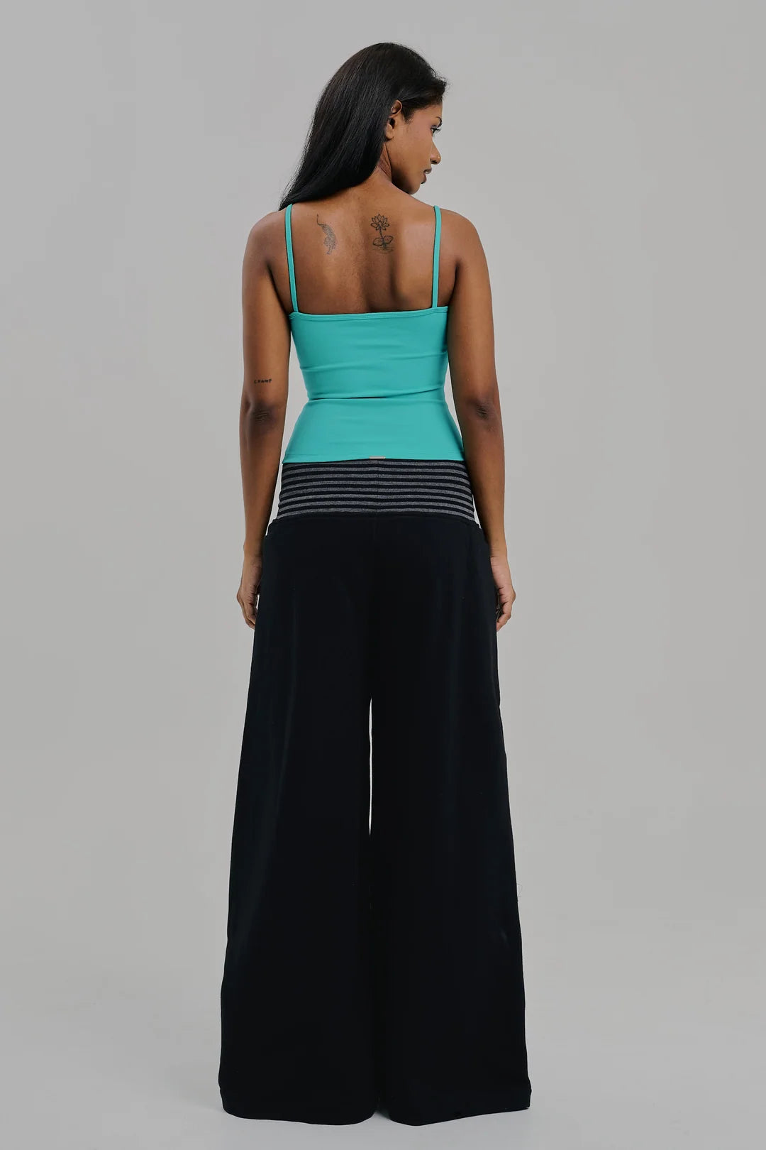 Core Tank Aqua