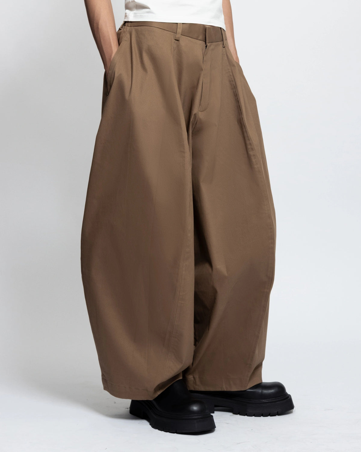 CURVED WIDE TROUSERS - BEV C multi label store