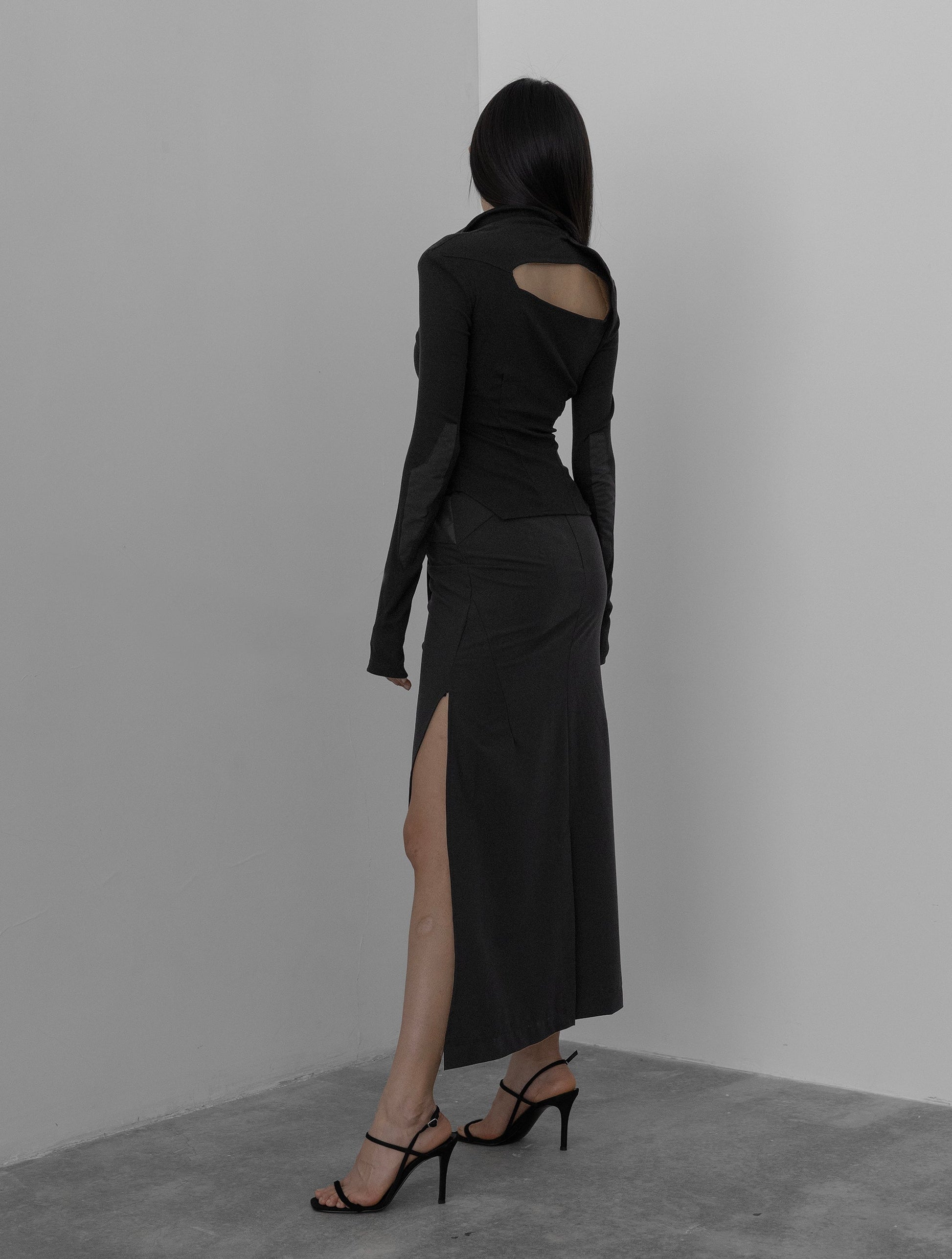 LV.2 Long skirt X - BEV C multi label store