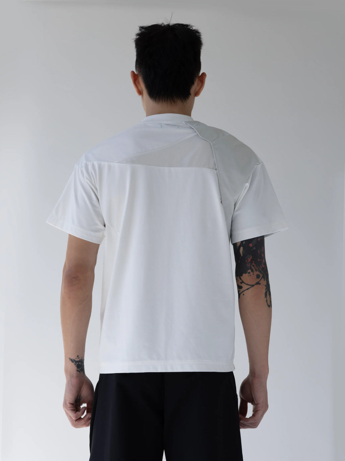 LV.2 EXO T-shirt White Y