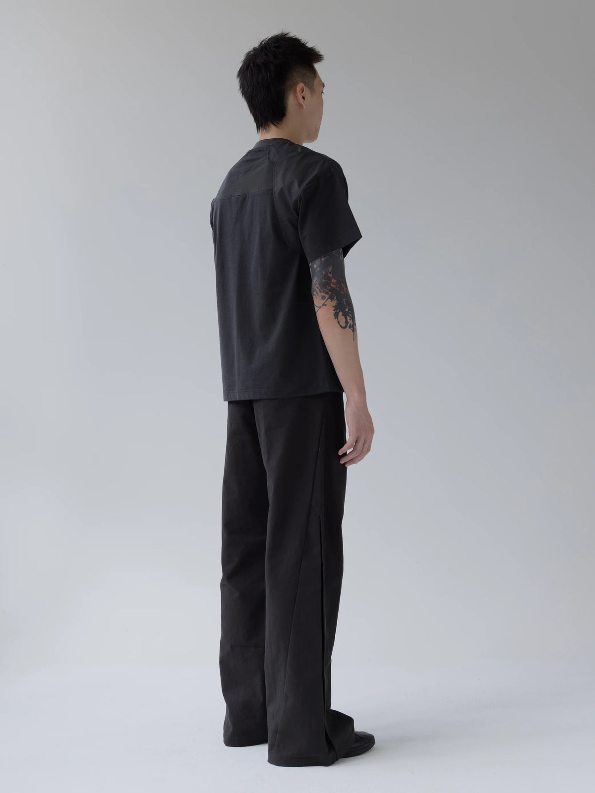 LV.2 EXO T-shirt Black Y