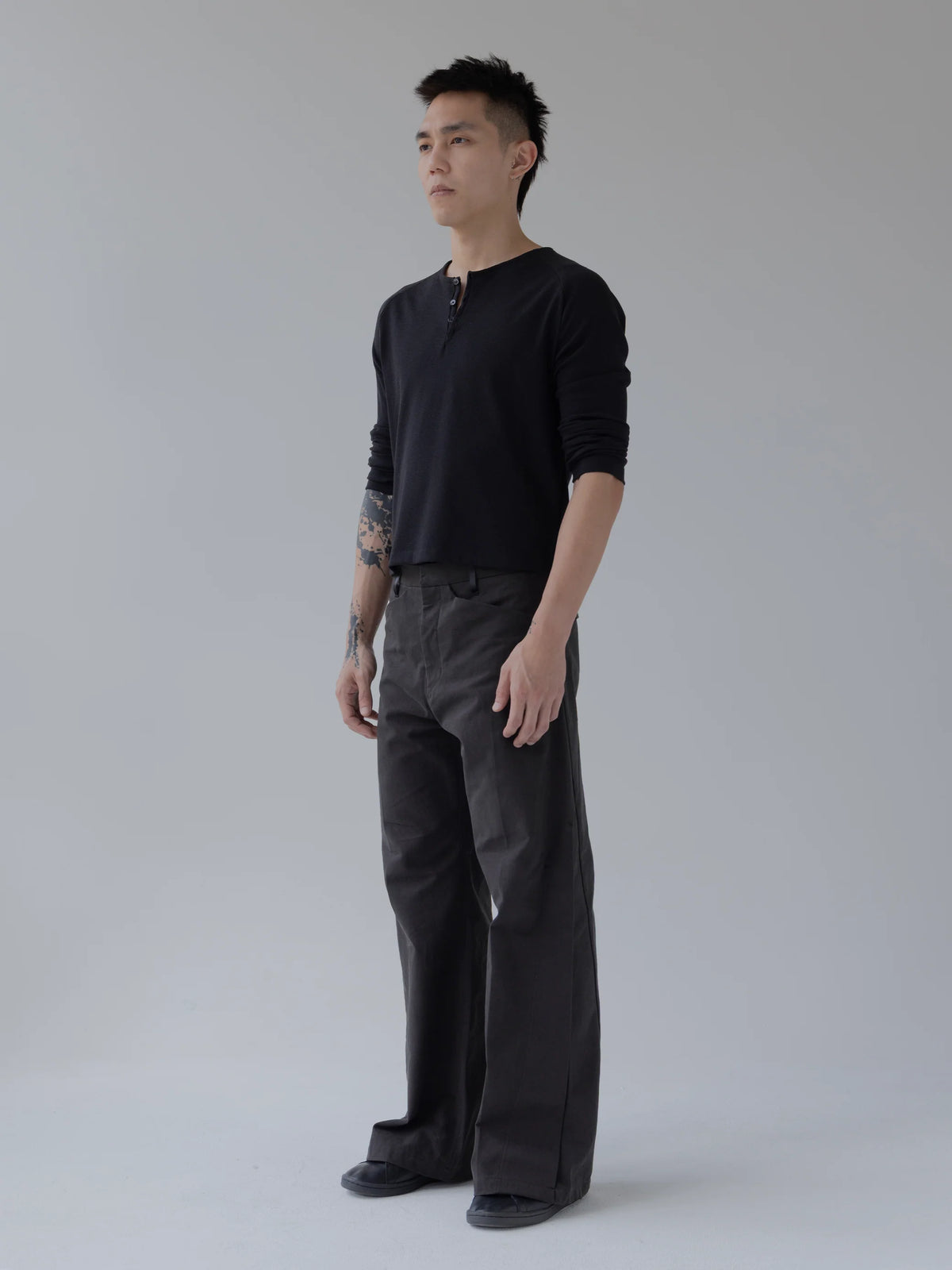LV.2 Henley X