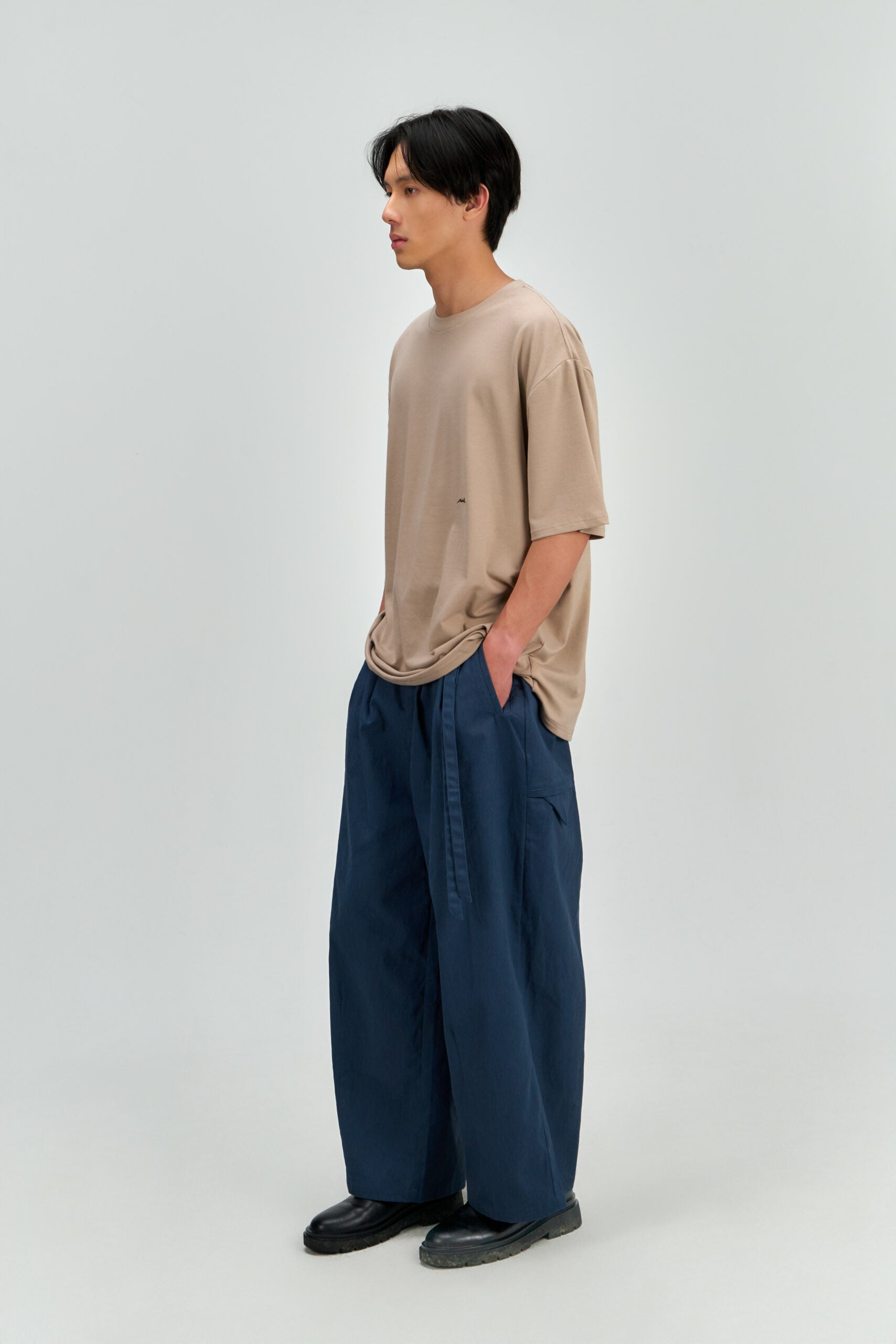 Gender Neutral Drift Knit Straight Long Tee (Beige) - BEV C multi label store