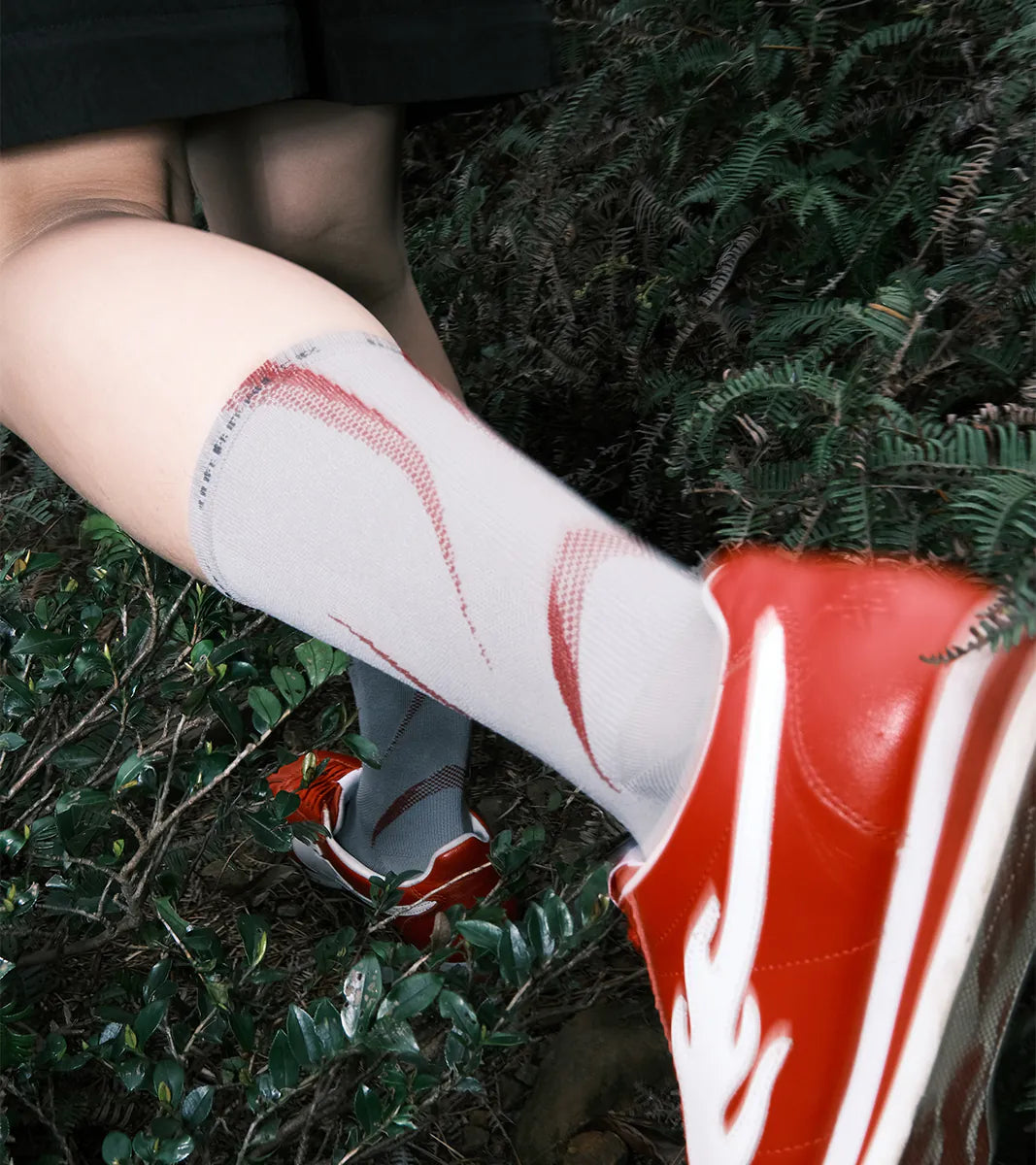 Grey Red - Tactel® Airy Socks - BEV C multi label store