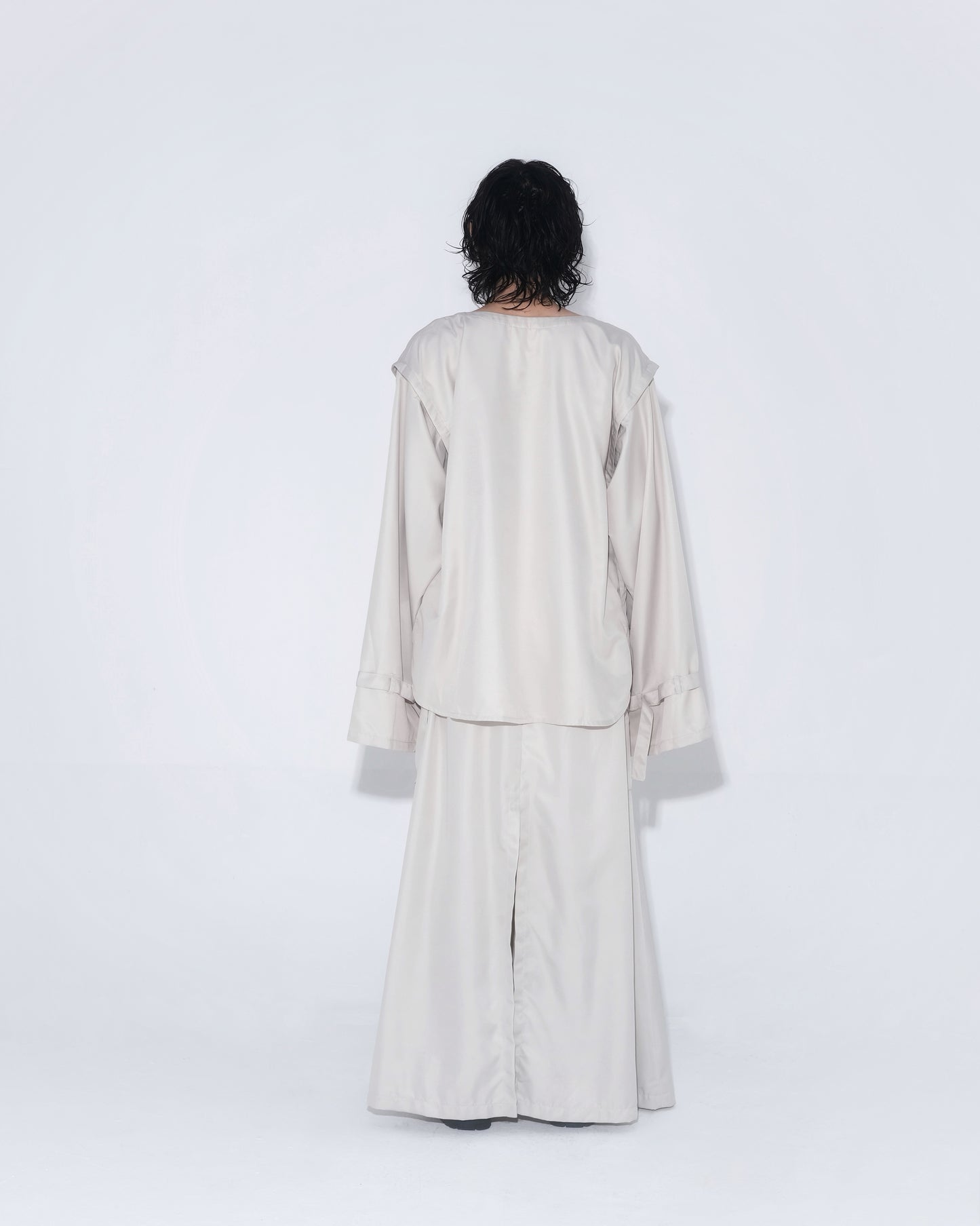Detachable Psycho Shirt in Cream - BEV C multi label store