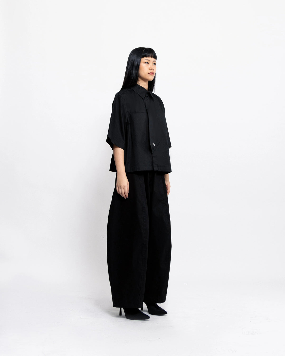 POSH BOXY SHIRT BLACK - BEV C multi label store