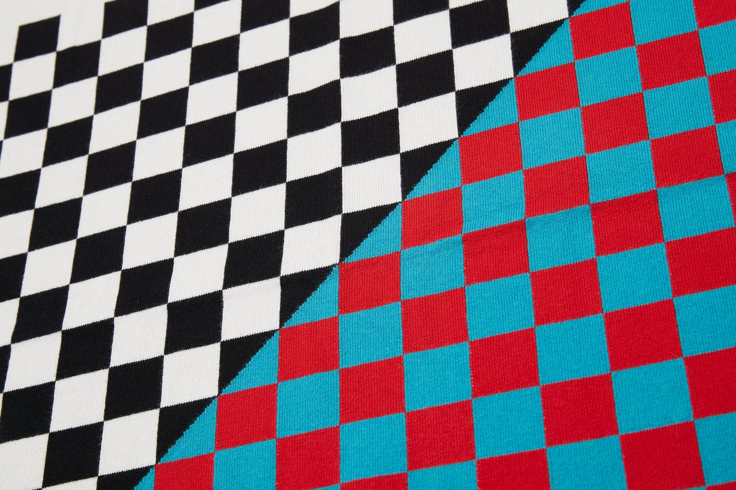 Feast or Famine Scarf (White, Black, Blue, Red) - BEV C multi label store