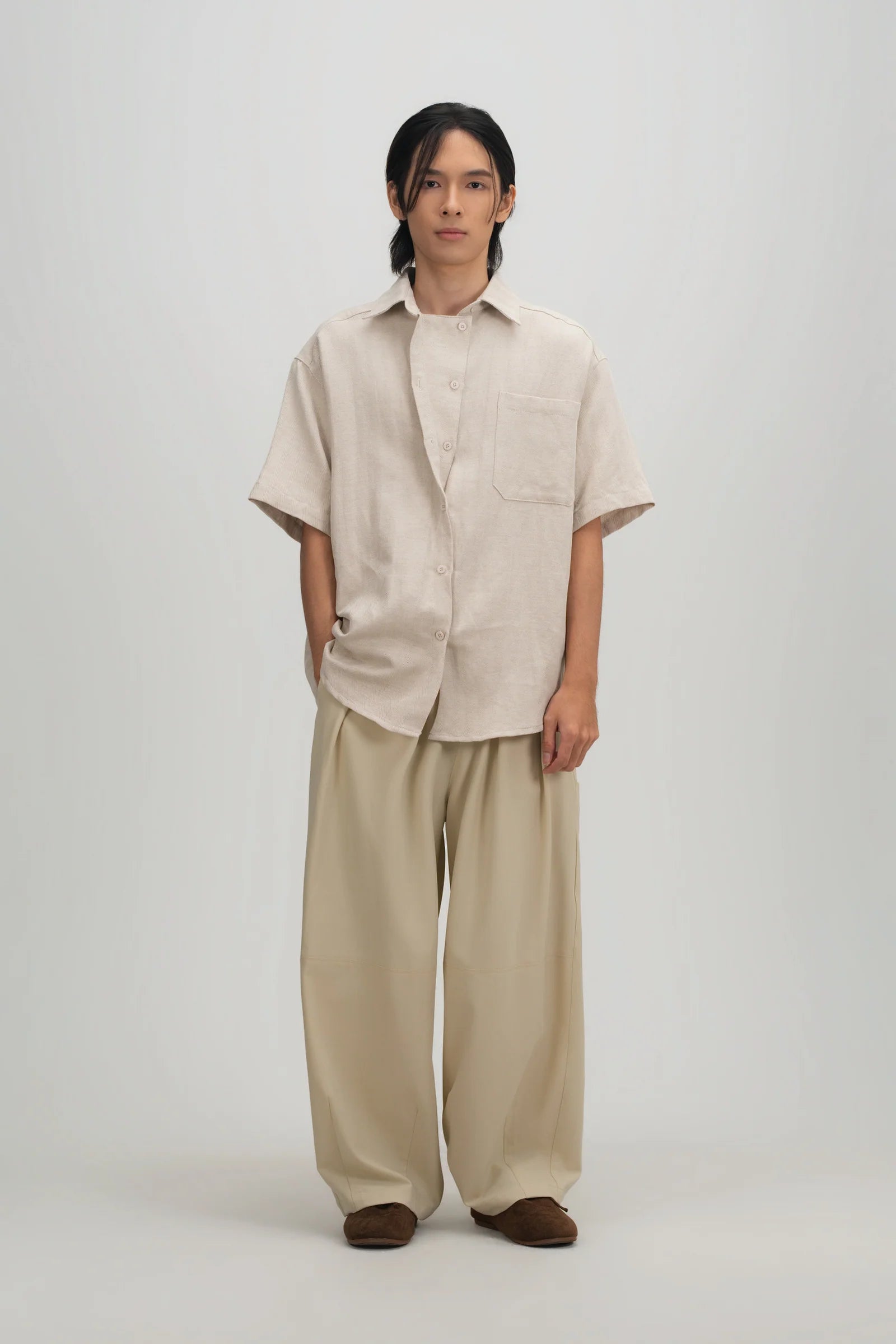 Gender Neutral Drape Neck Short-Sleeve Shirt (Linen Beige) - BEV C multi label store