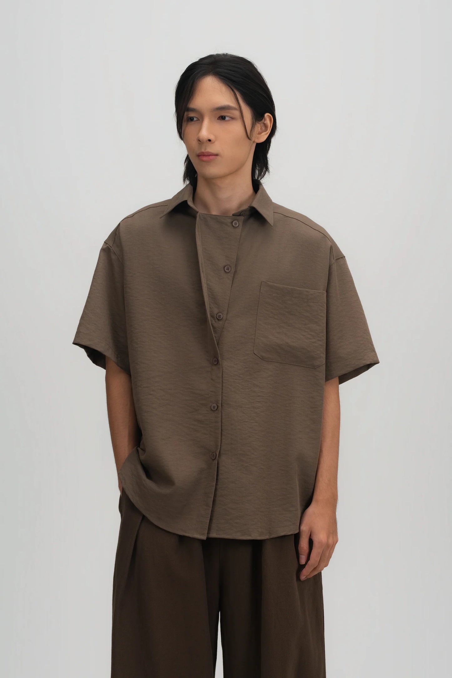Gender Neutral Drape Neck Short-Sleeve Shirt (Tea) - BEV C multi label store