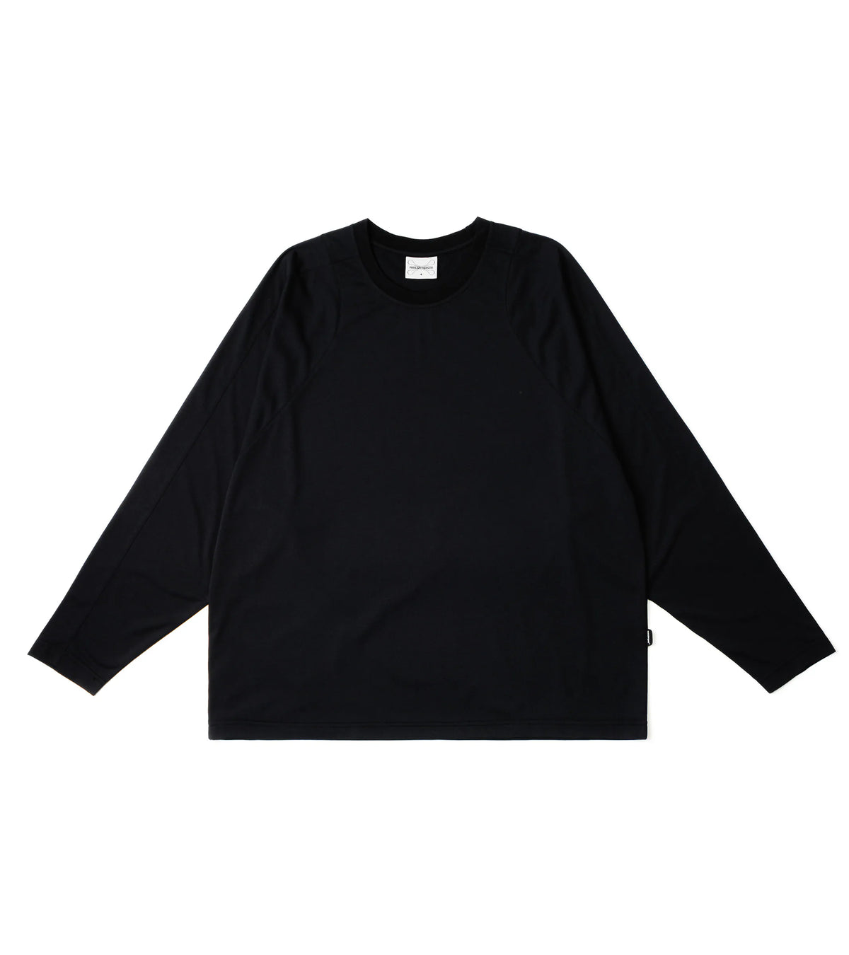 Black - Essential Kite L/S TEE