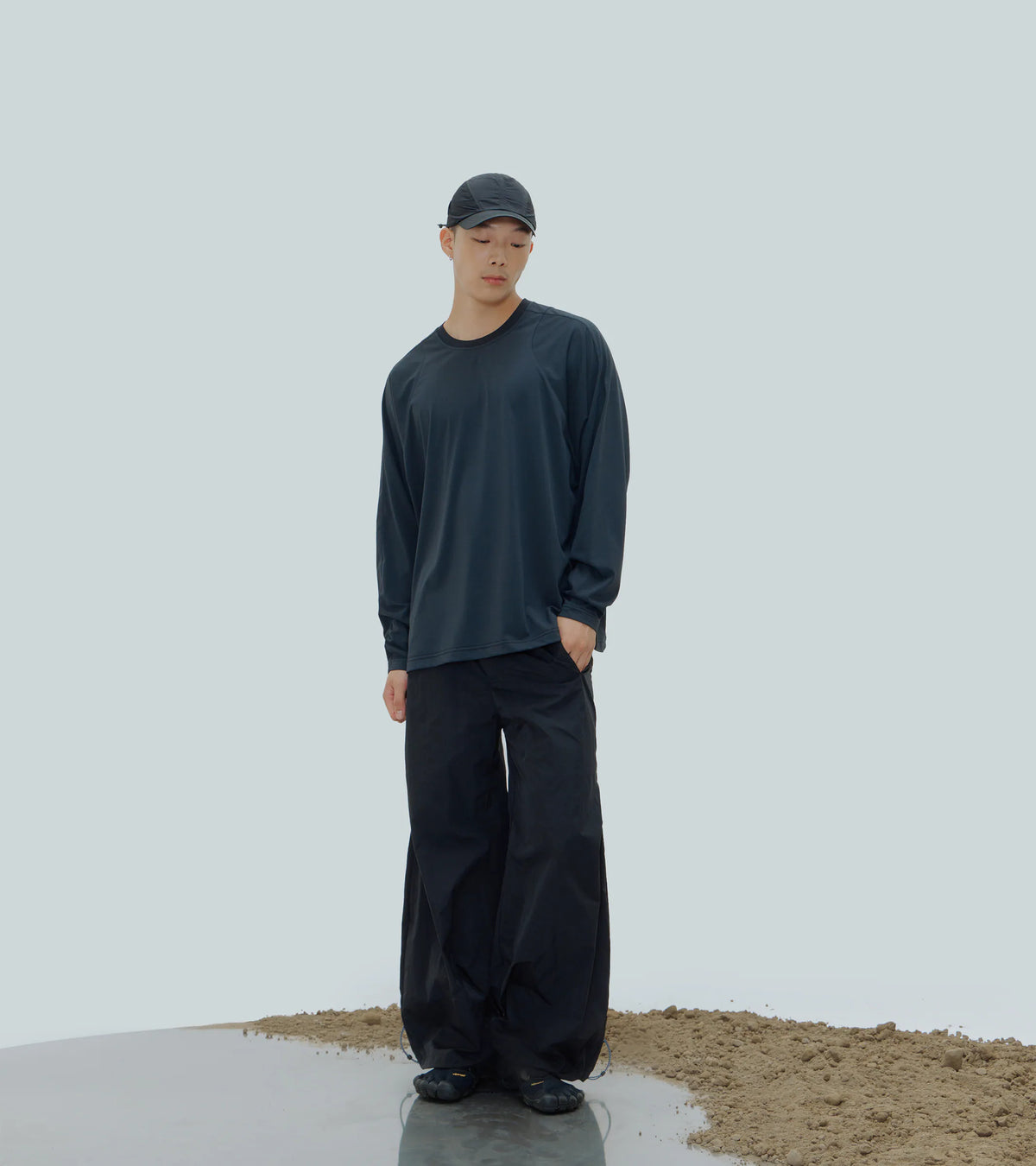 Black - Essential Kite L/S TEE