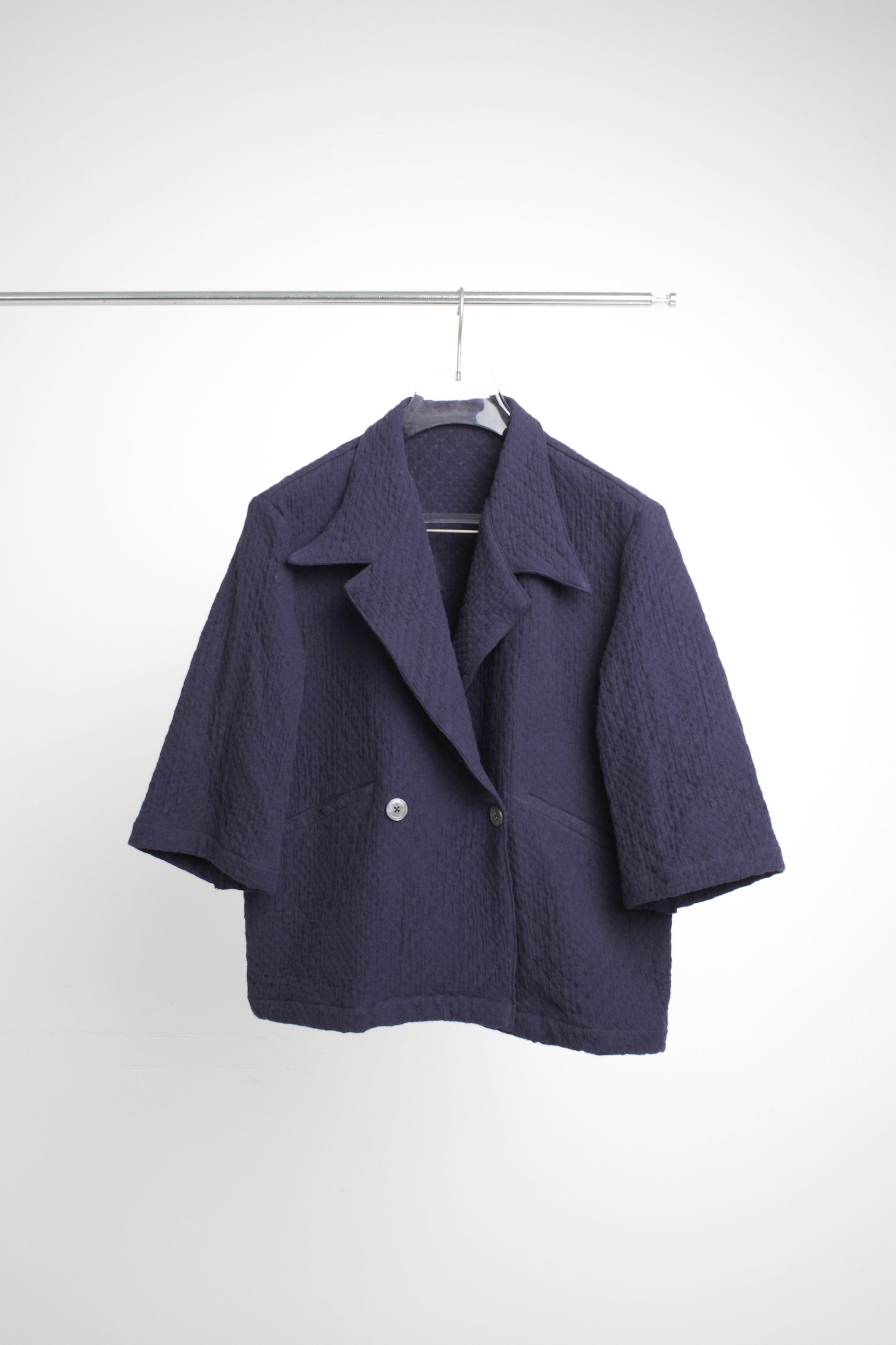 ARCHIVALS KIMONO TRENCH JACKET IN MIZU NAVY QUILT - BEV C multi label store