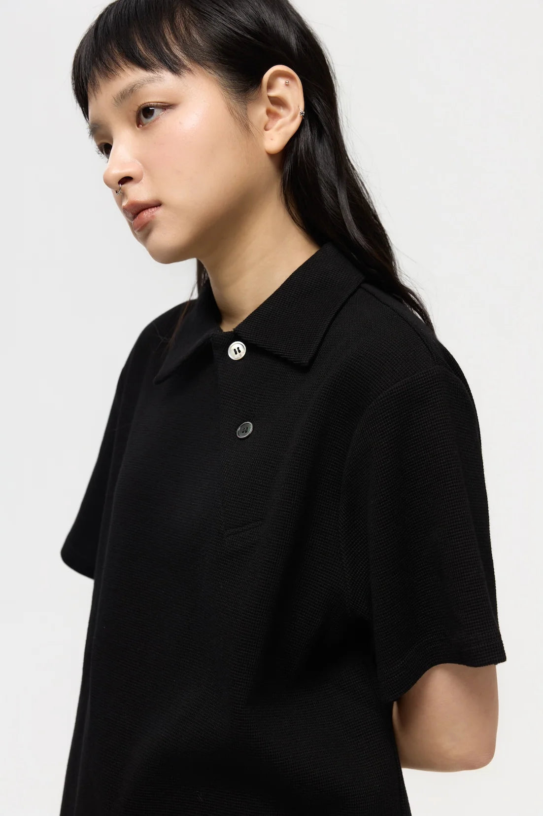 JINWA KNIT POLO IN JET BLACK