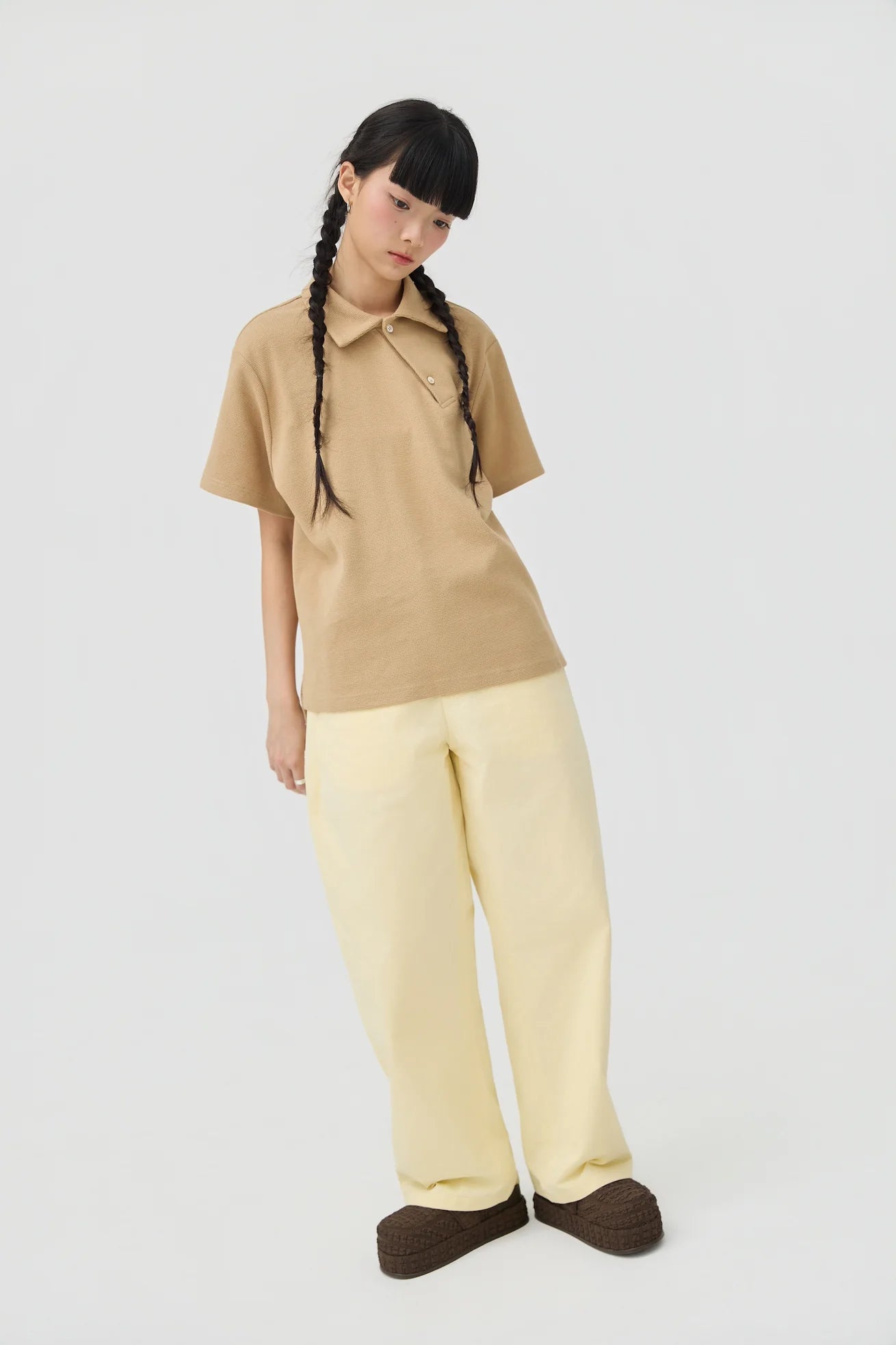 JINWA KNIT POLO IN KHAKI - BEV C multi label store