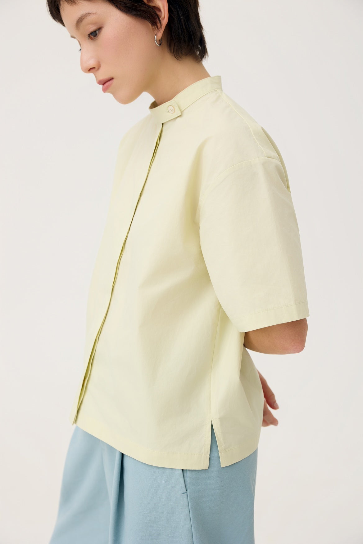UTSURO CROP SHIRT IN PANDAN GREEN - BEV C multi label store