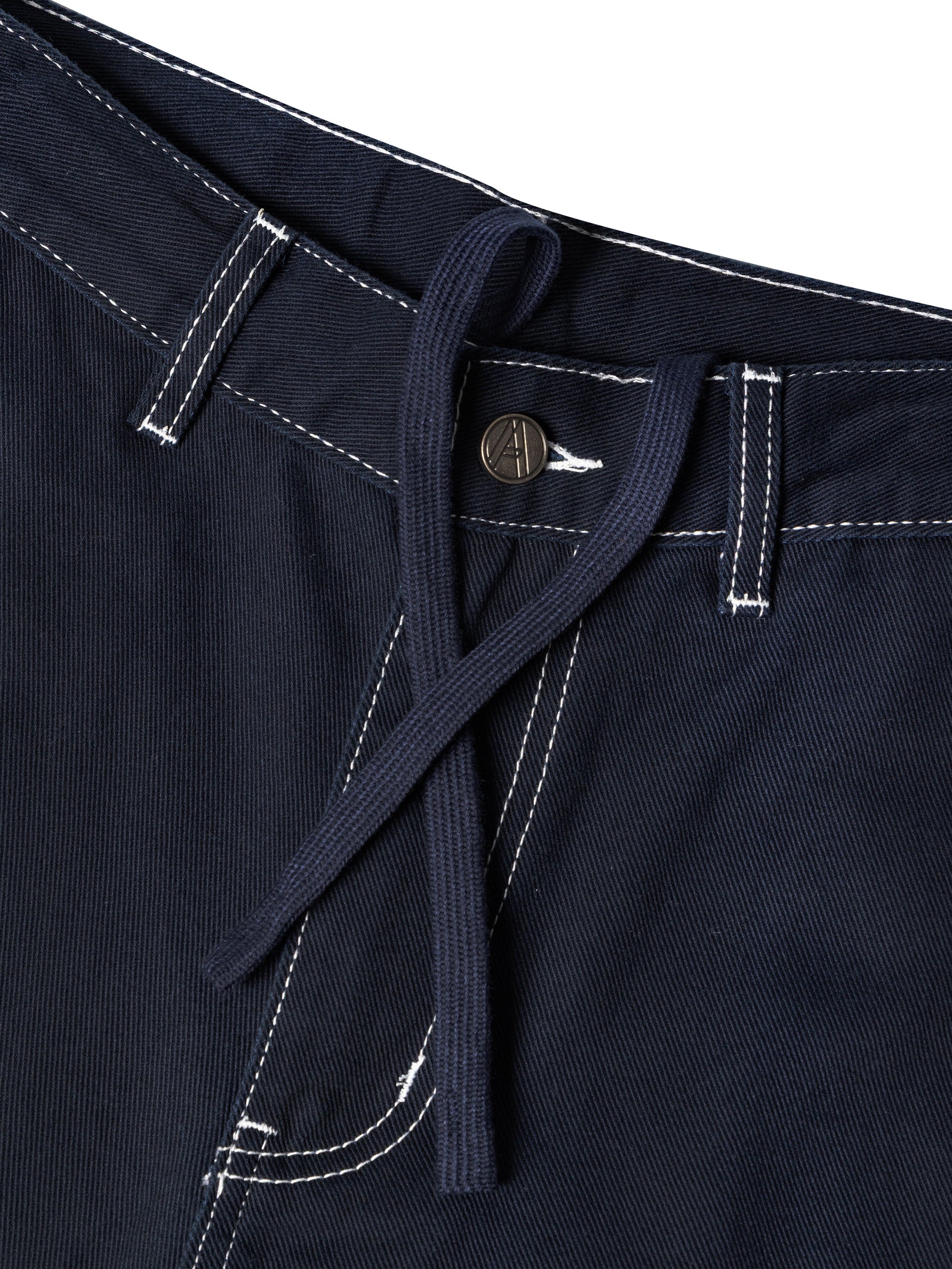 D. KNEE MONEY SHORTS BLACK - BEV C multi label store