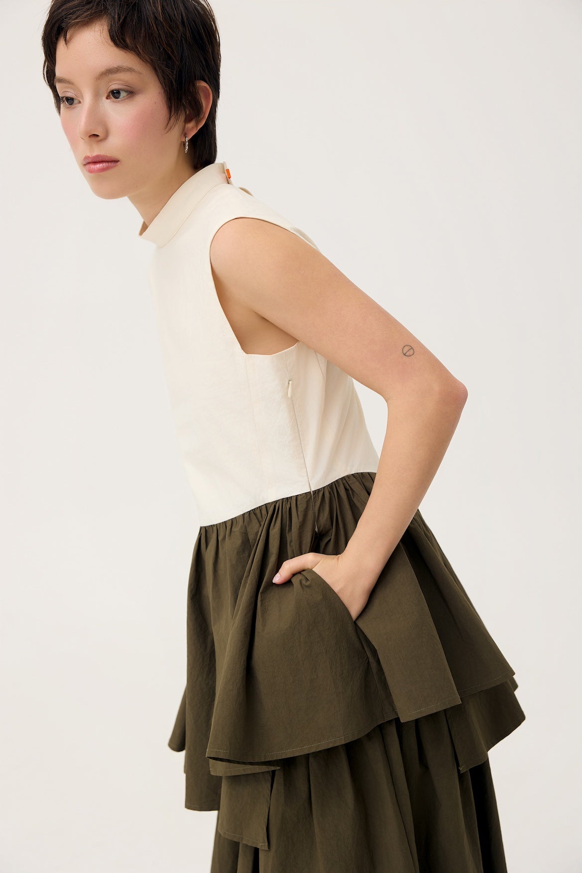 UKABU DRESS IN OLIVE & CREAM - BEV C multi label store