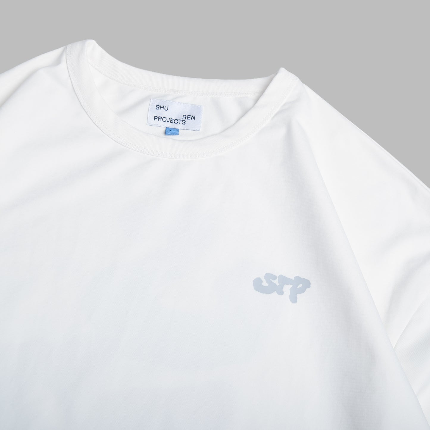 Quiet Tee / Cloud White - BEV C multi label store