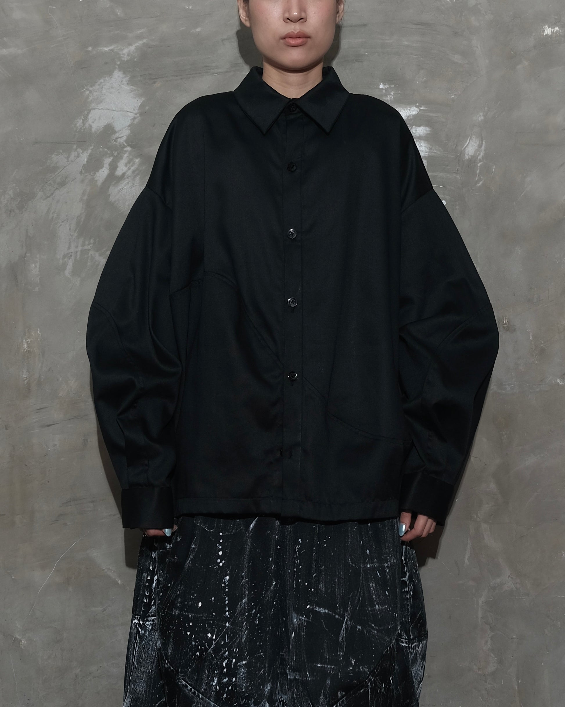 Linea Shirt in Black - BEV C multi label store