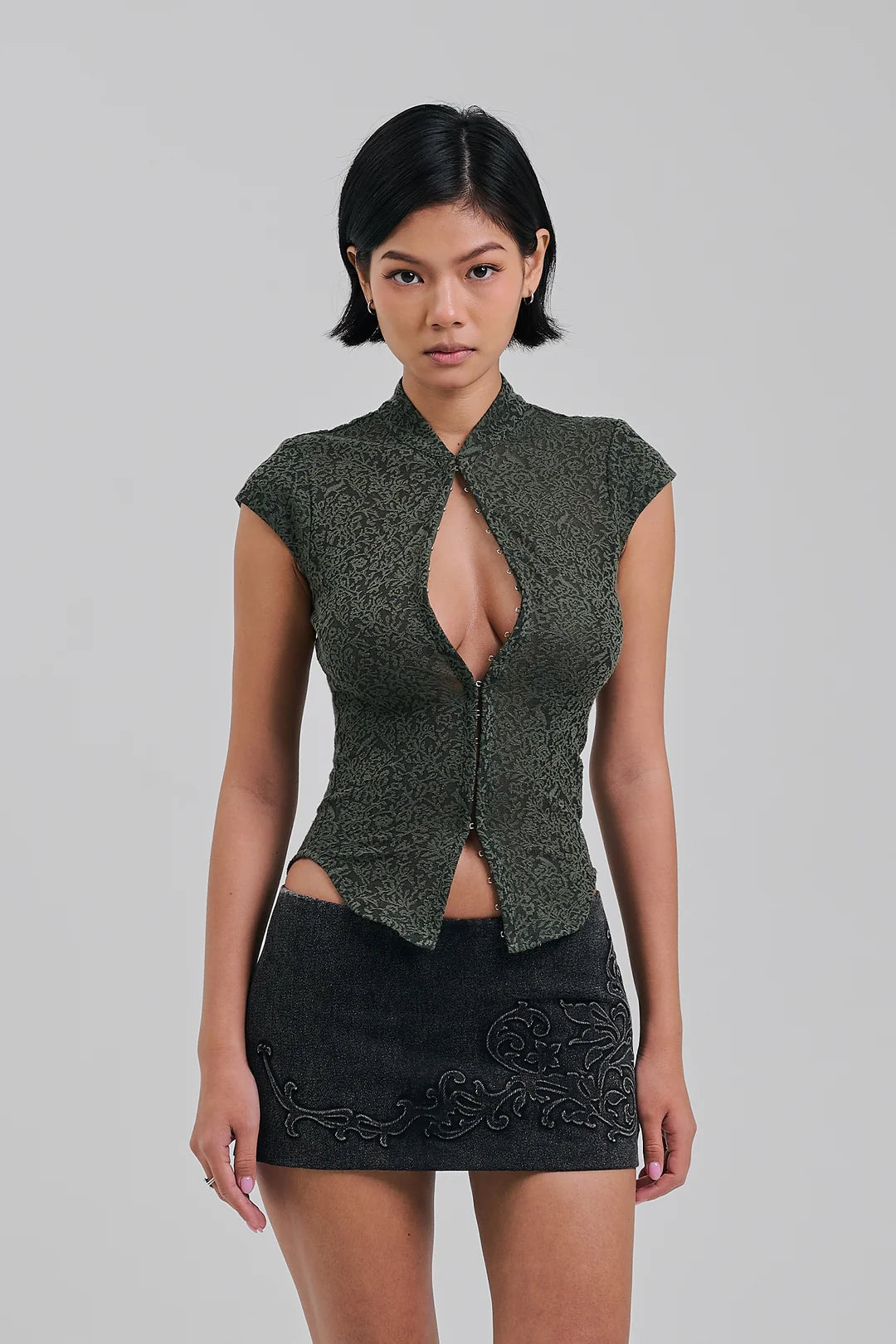 AMITY LACE TOP OLIVE