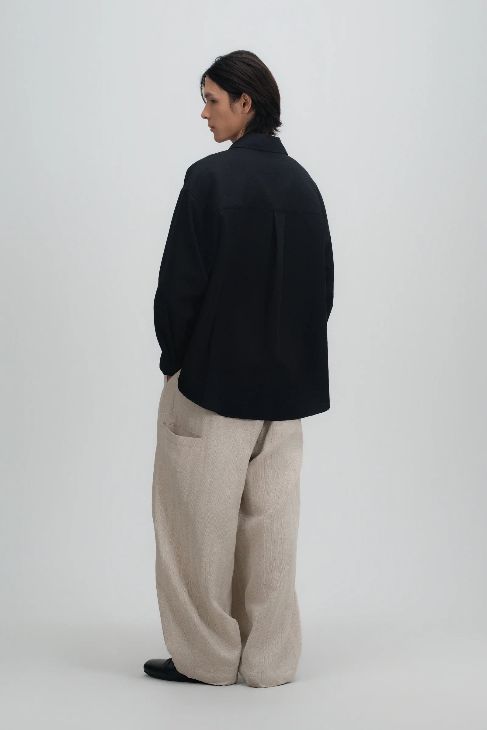 Gender Neutral Oversized Arm Long Sleeve Blouse (Black) - BEV C multi label store