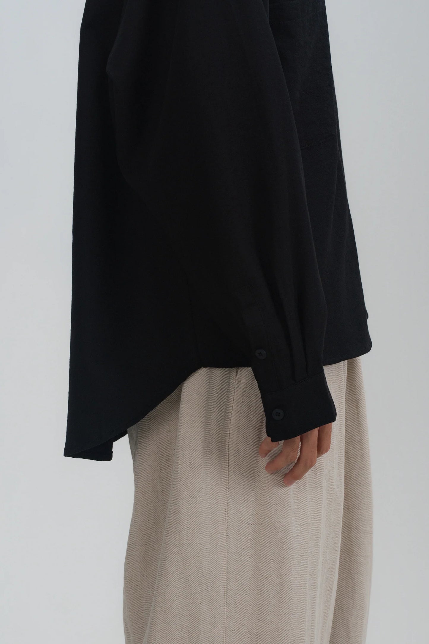 Gender Neutral Oversized Arm Long Sleeve Blouse (Black) - BEV C multi label store
