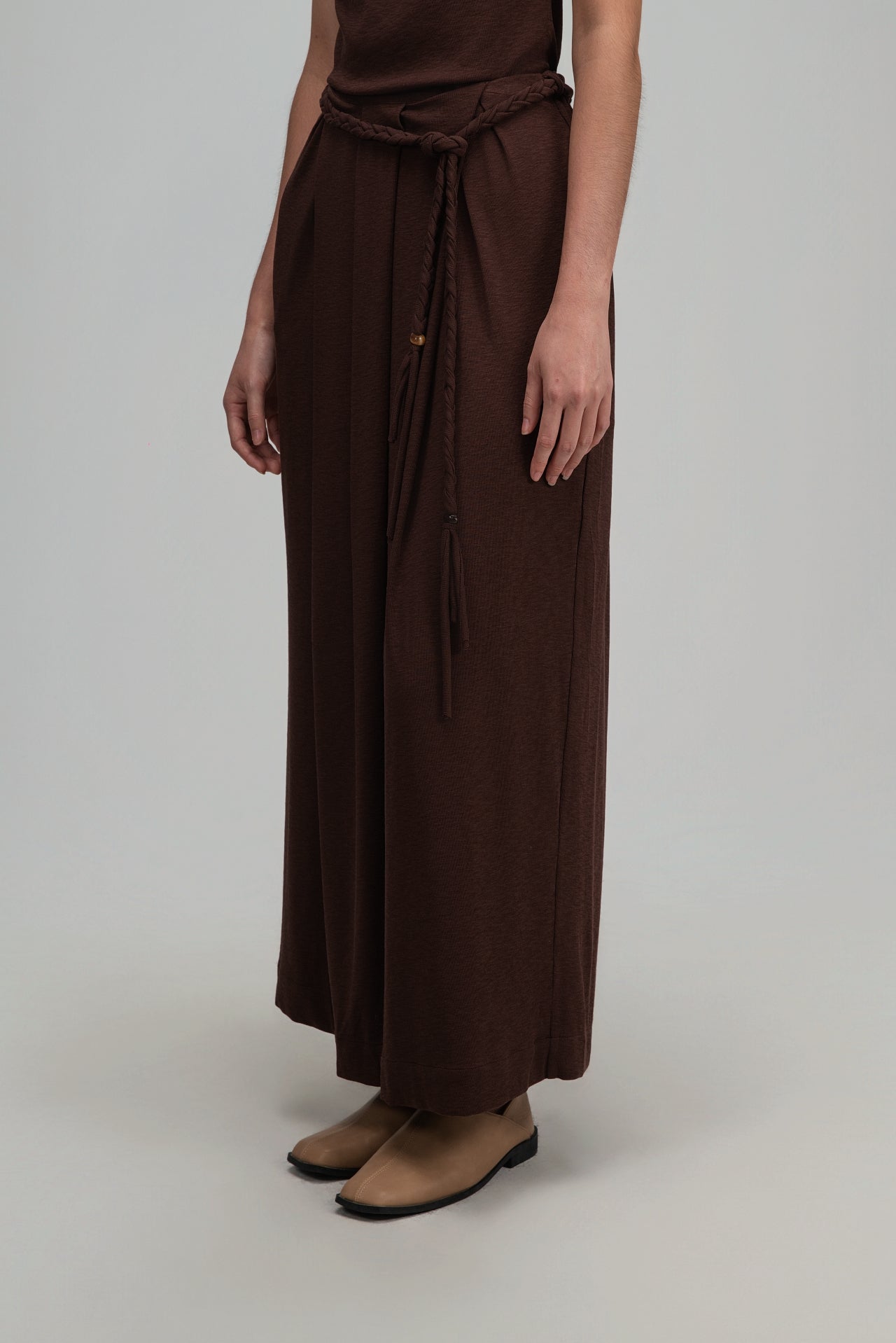 Snow Knit Pleated Cocoon Skirt w/ Braided Belt (Brown) - BEV C multi label store