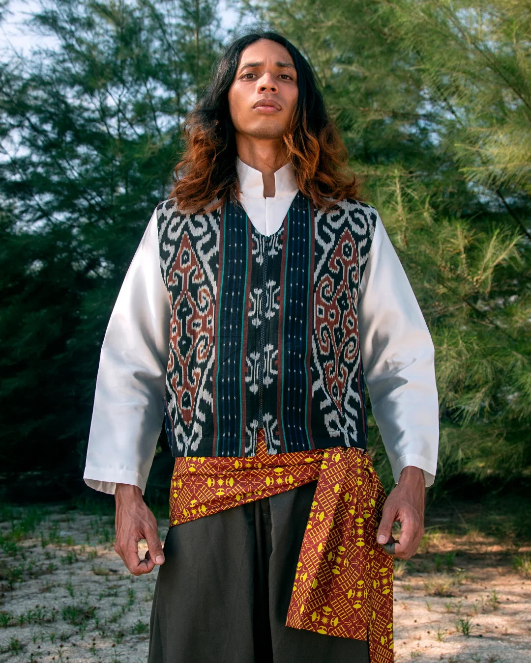 Vest Pua Kumbu (Black) - BEV C multi label store