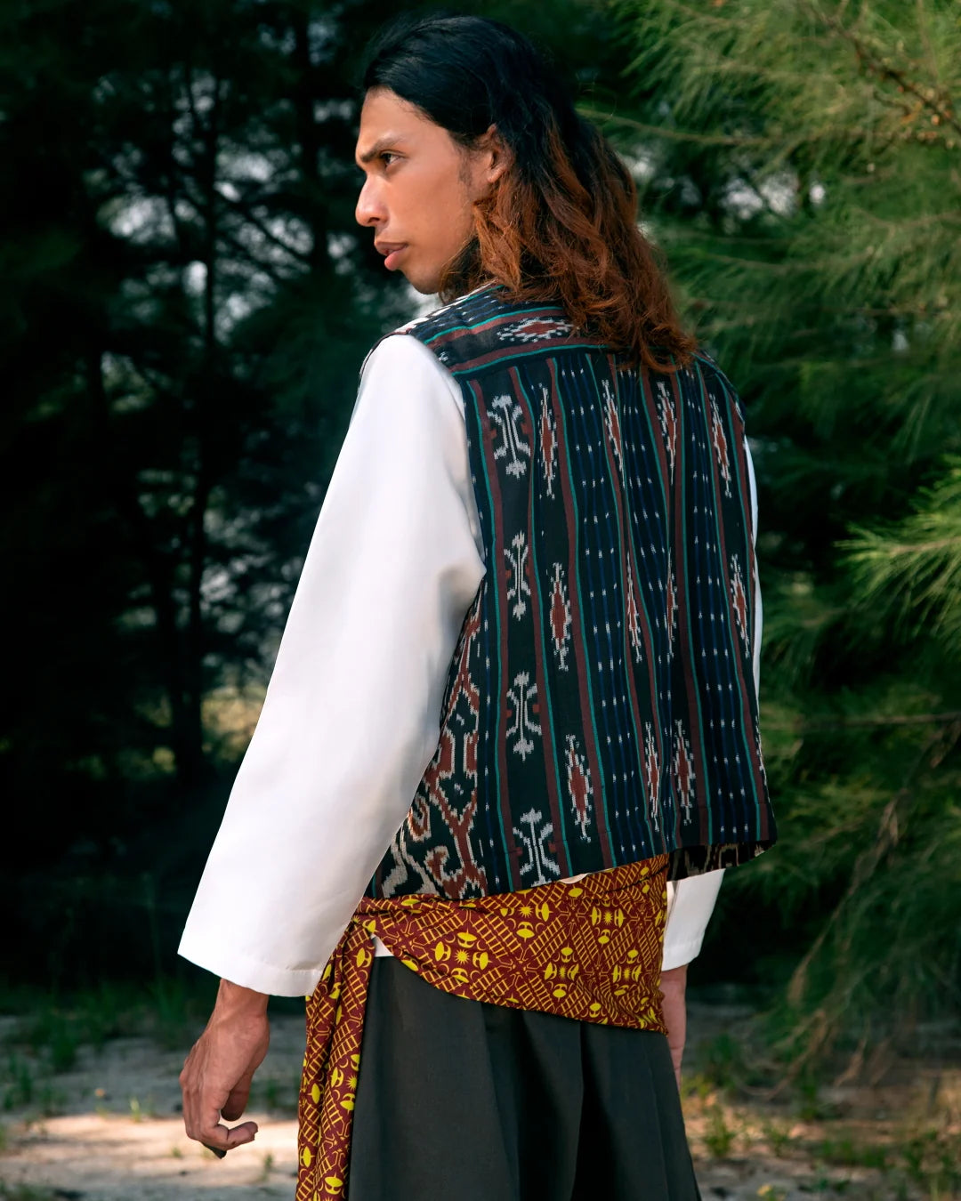 Vest Pua Kumbu (Black) - BEV C multi label store