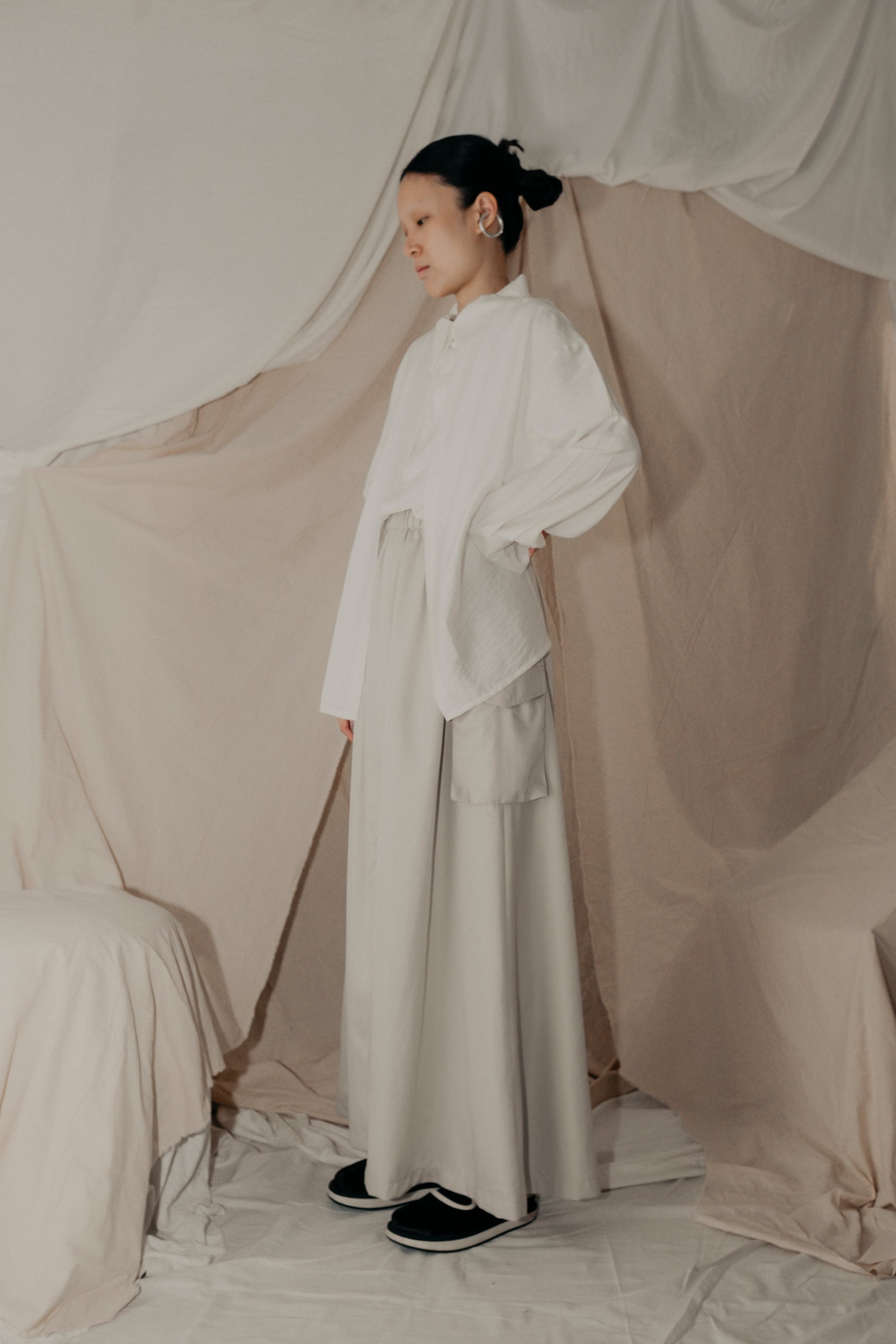 Everyday Shirt in White - BEV C multi label store