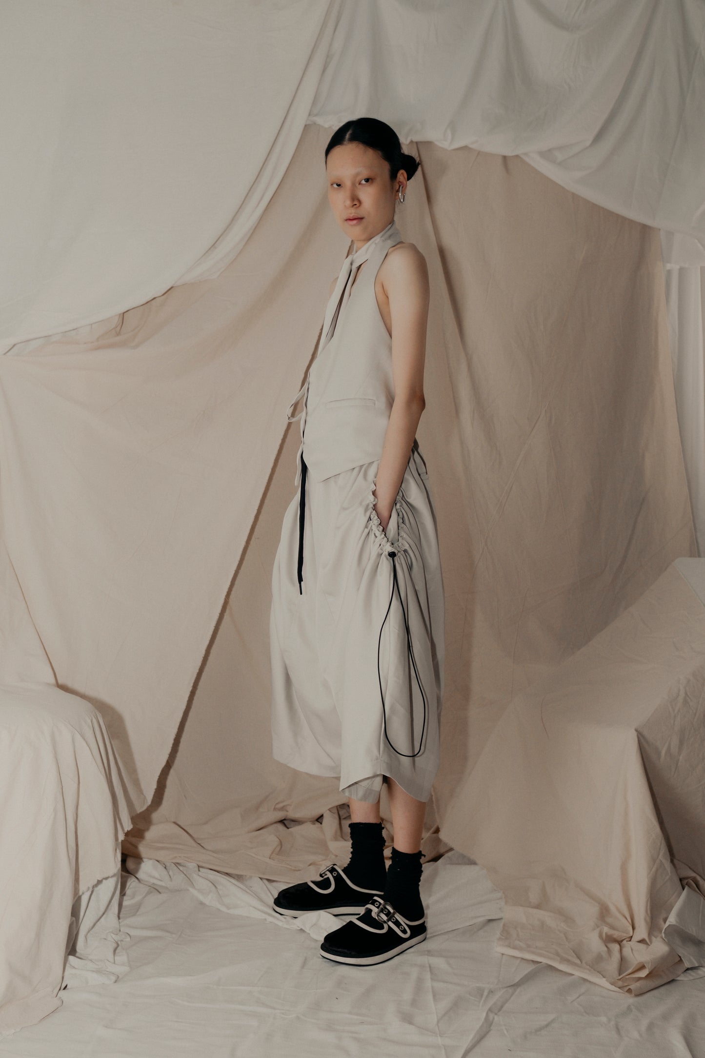 Nepenthes Giant Pocket Pants in Cream - BEV C multi label store