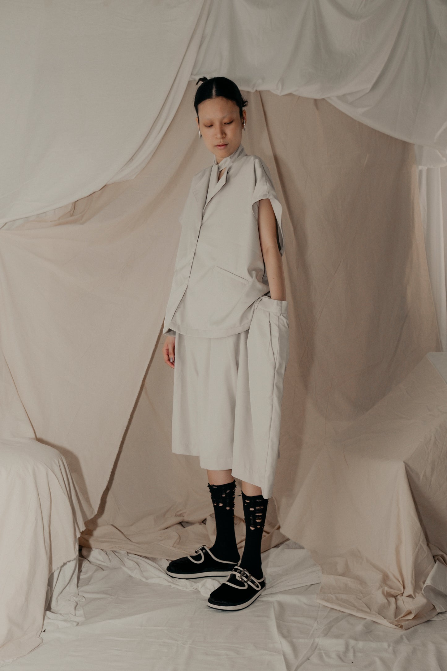 3 Kaki Kongfu Pants in Cream - BEV C multi label store