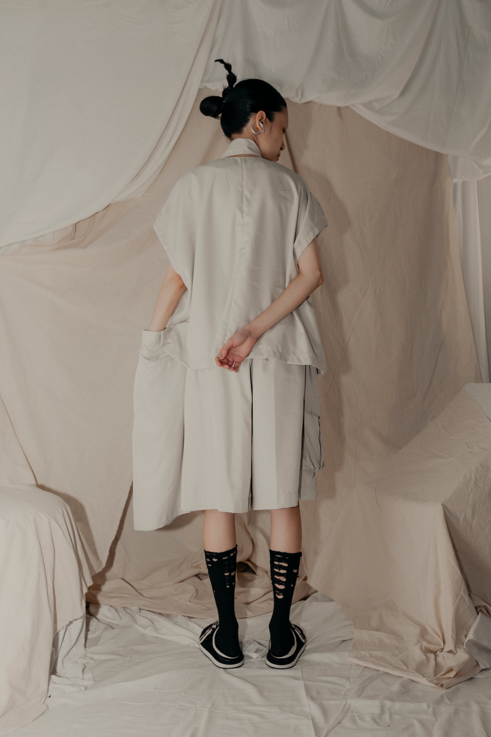 3 Kaki Kongfu Pants in Cream - BEV C multi label store
