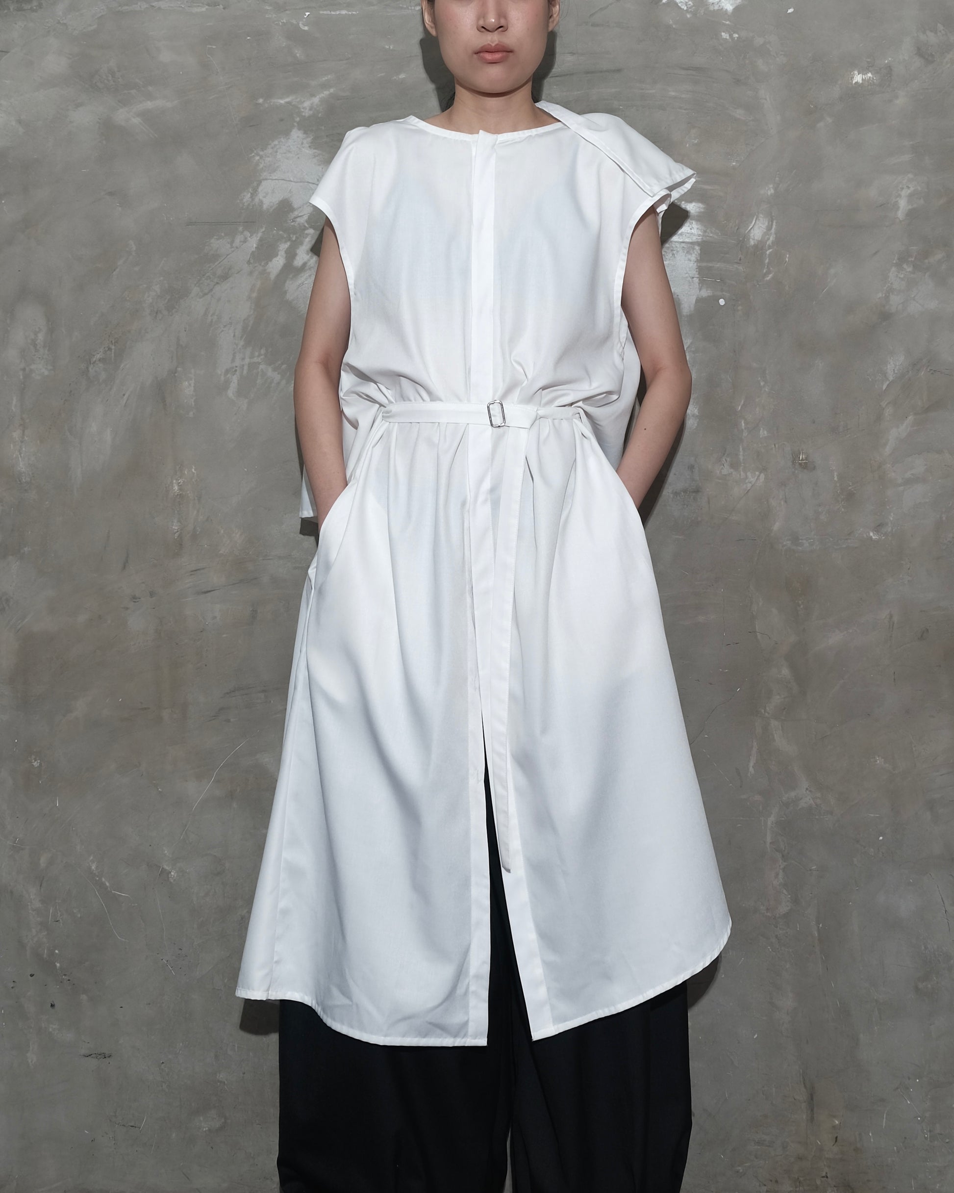 Kelawar Draped in White - BEV C multi label store