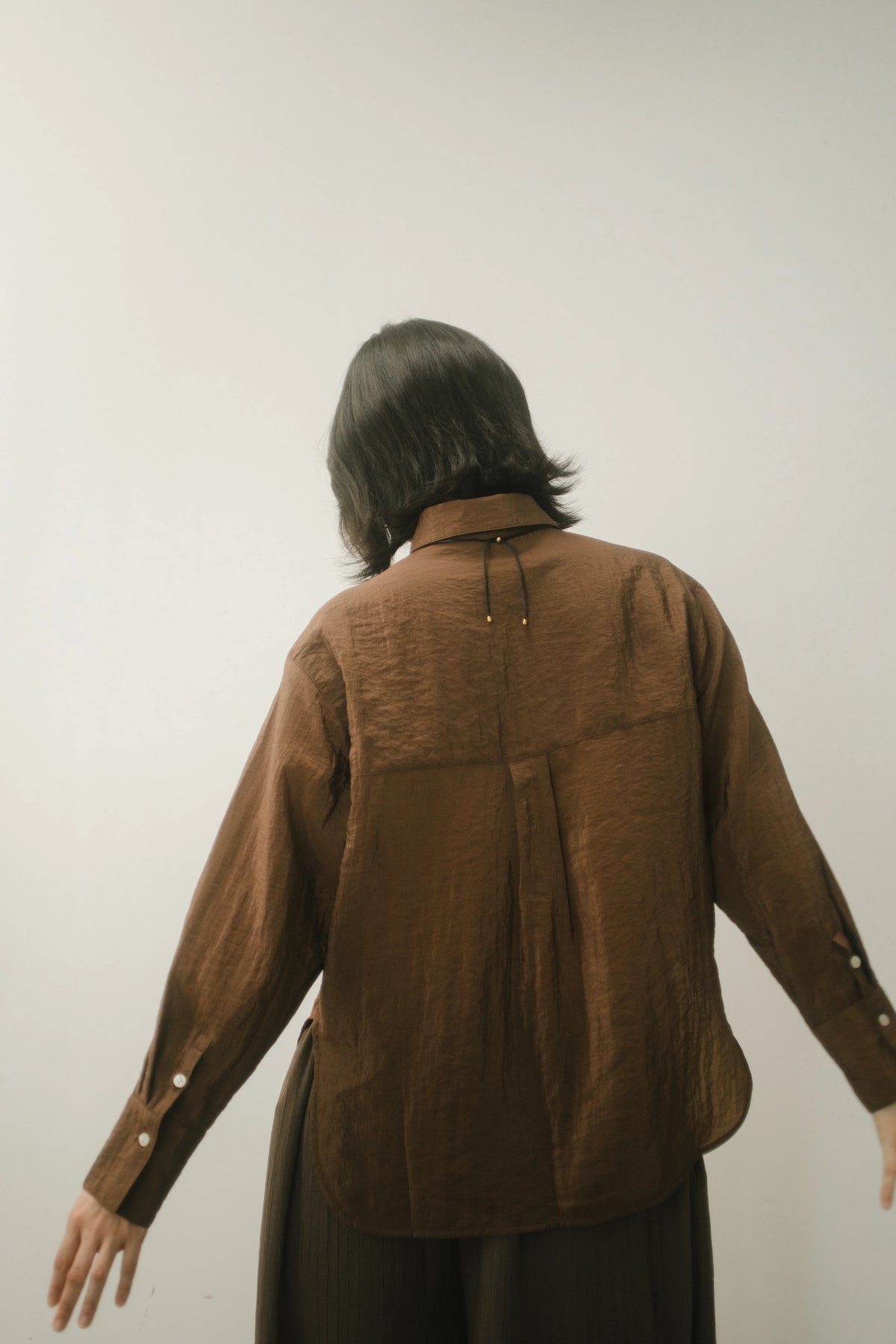 WES x GUNG x SO | Easy Shimmer U-Hem Blouse (Brown)