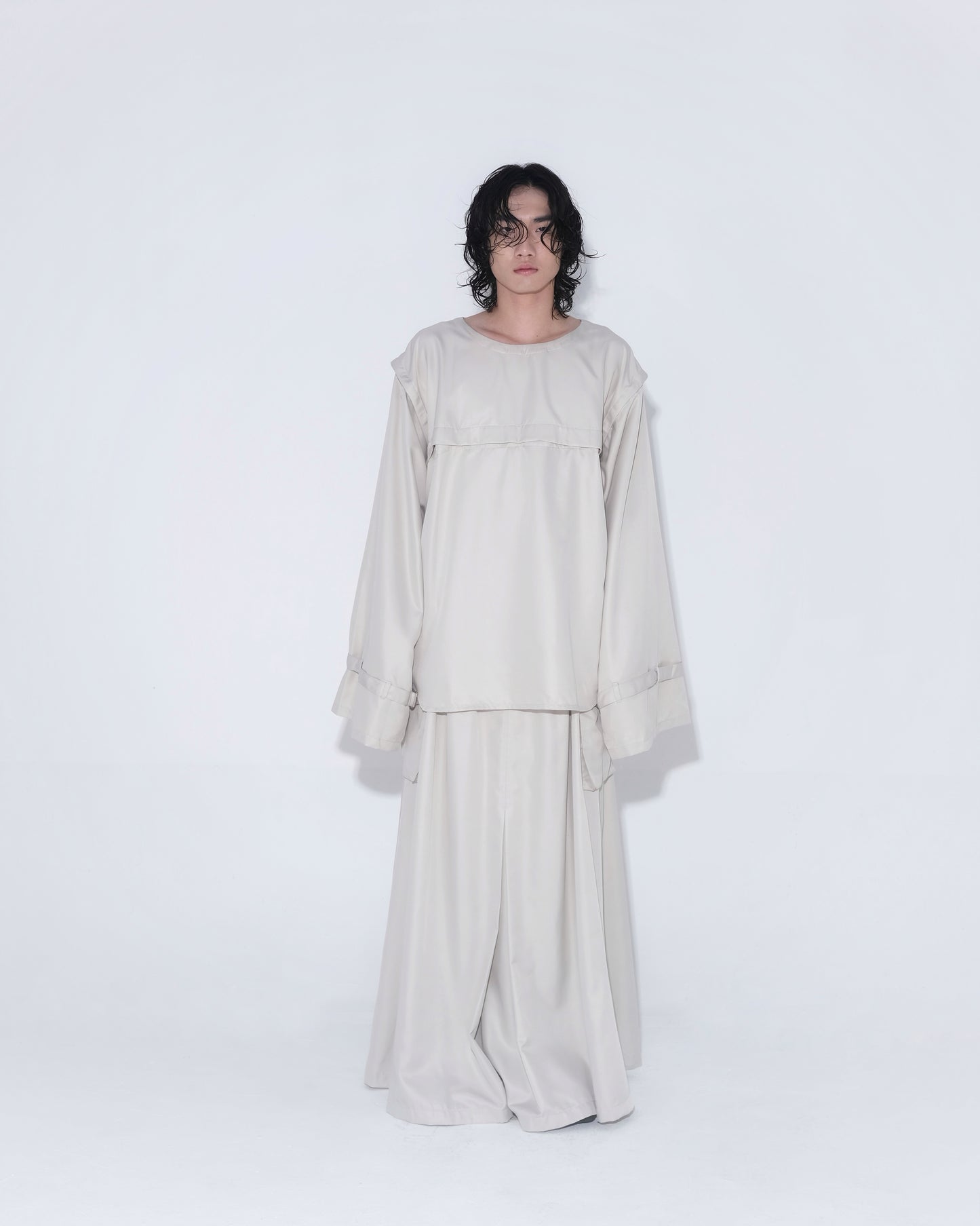 Detachable Psycho Shirt in Cream - BEV C multi label store