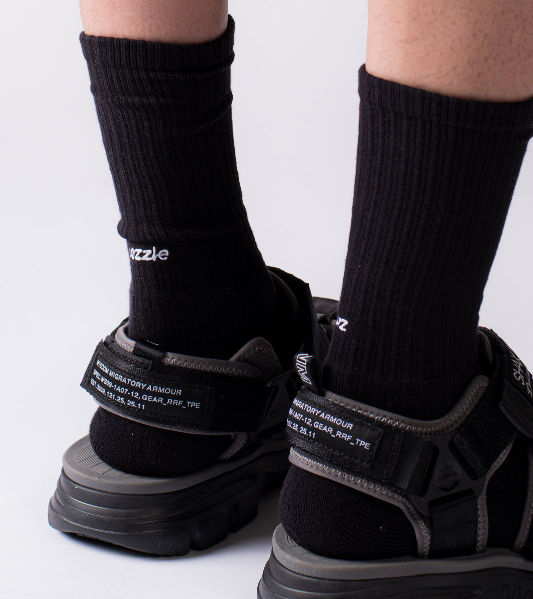 Essential Crew Casual Socks - Black - BEV C multi label store