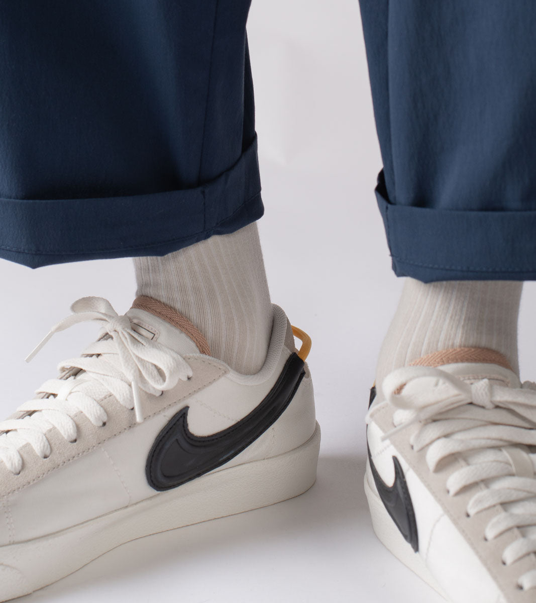 Essential casual socks - Ao White - BEV C multi label store
