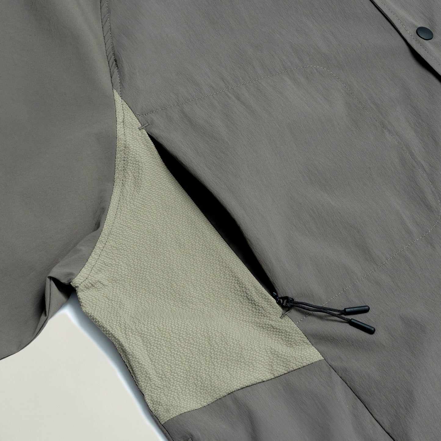 Explorer L/S Shirt V2 (Ash Brown) - BEV C multi label store