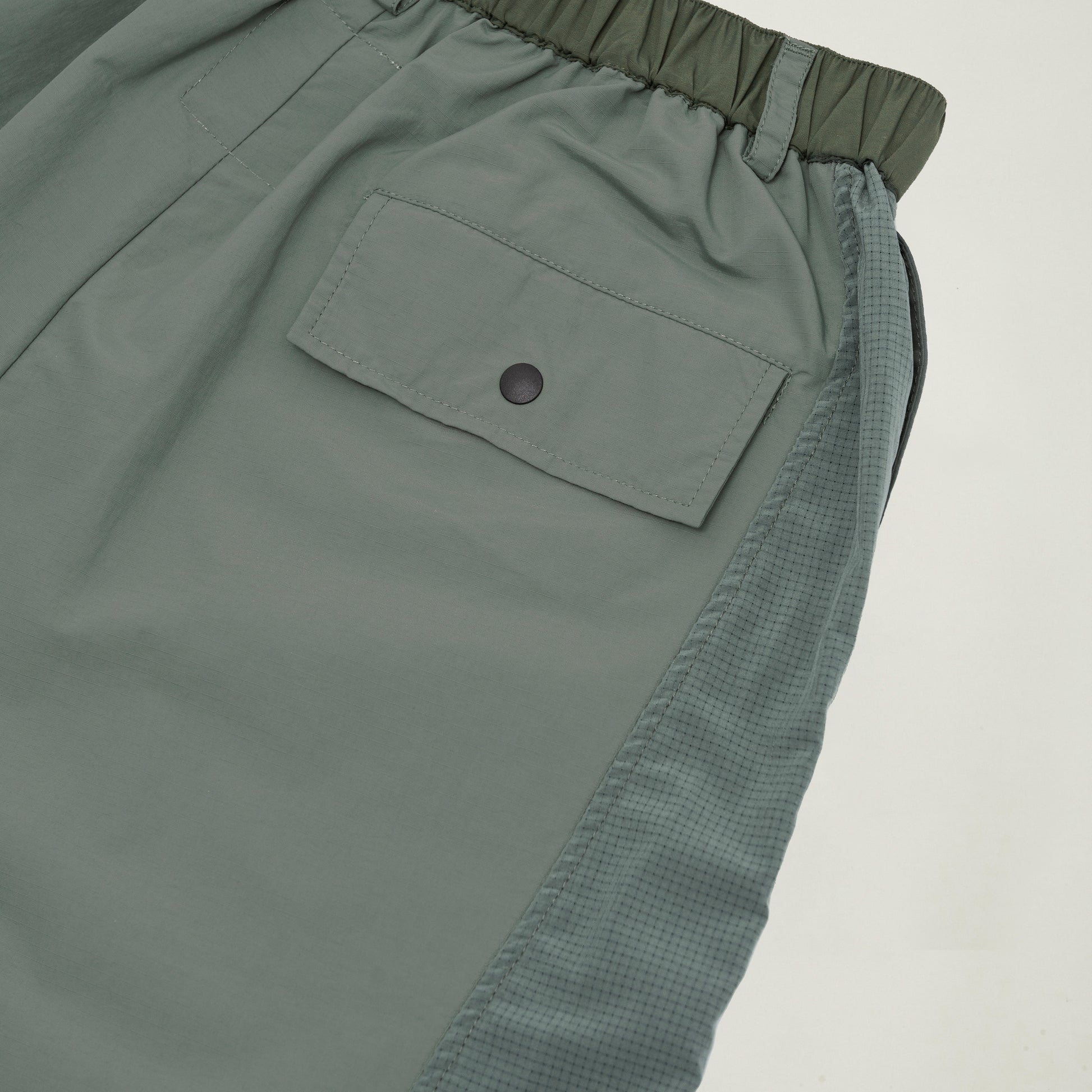 GOOD Easy 5" Shorts (Moss Green) - BEV C multi label store
