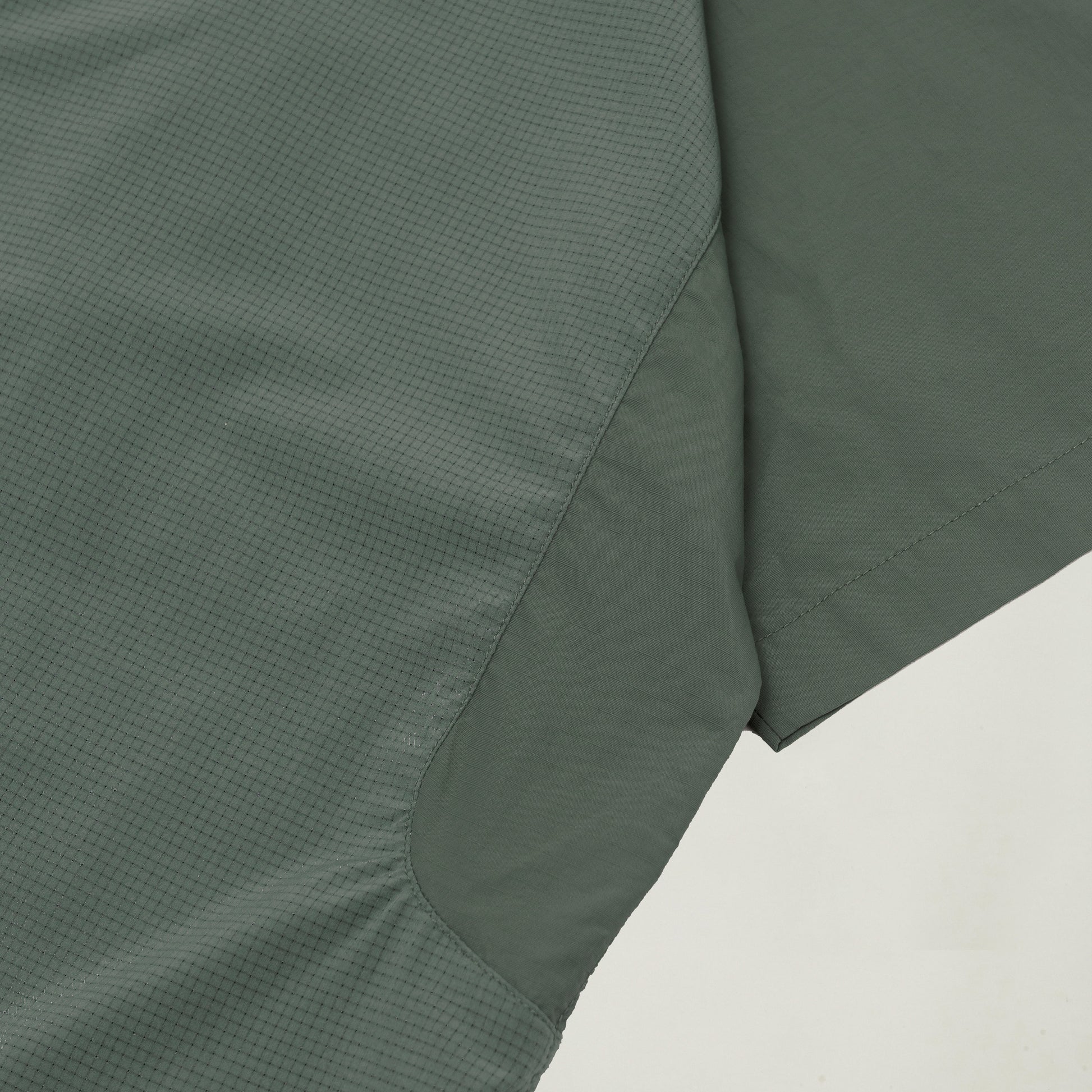 Half Snap Pullover Shirt (Moss Green) - BEV C multi label store