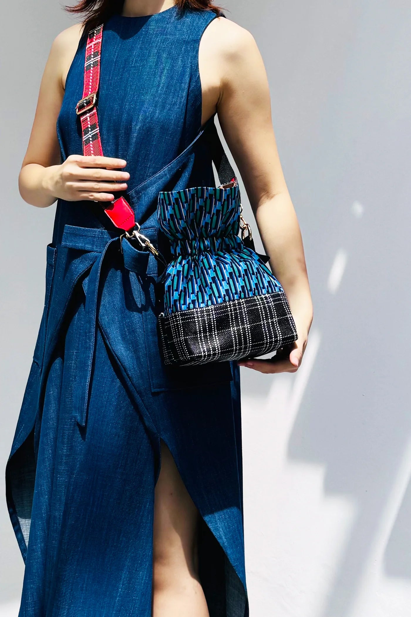 S19 BG01 || SERINE BAG - BEV C multi label store
