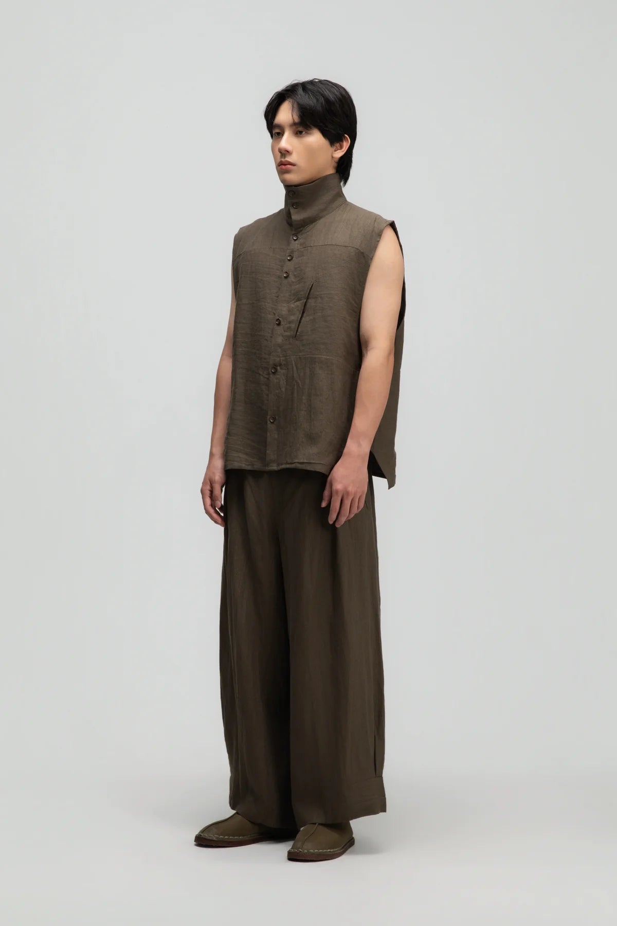 Gender Neutral Funnel Neck Vest (Olive Brown Stripe) - BEV C multi label store