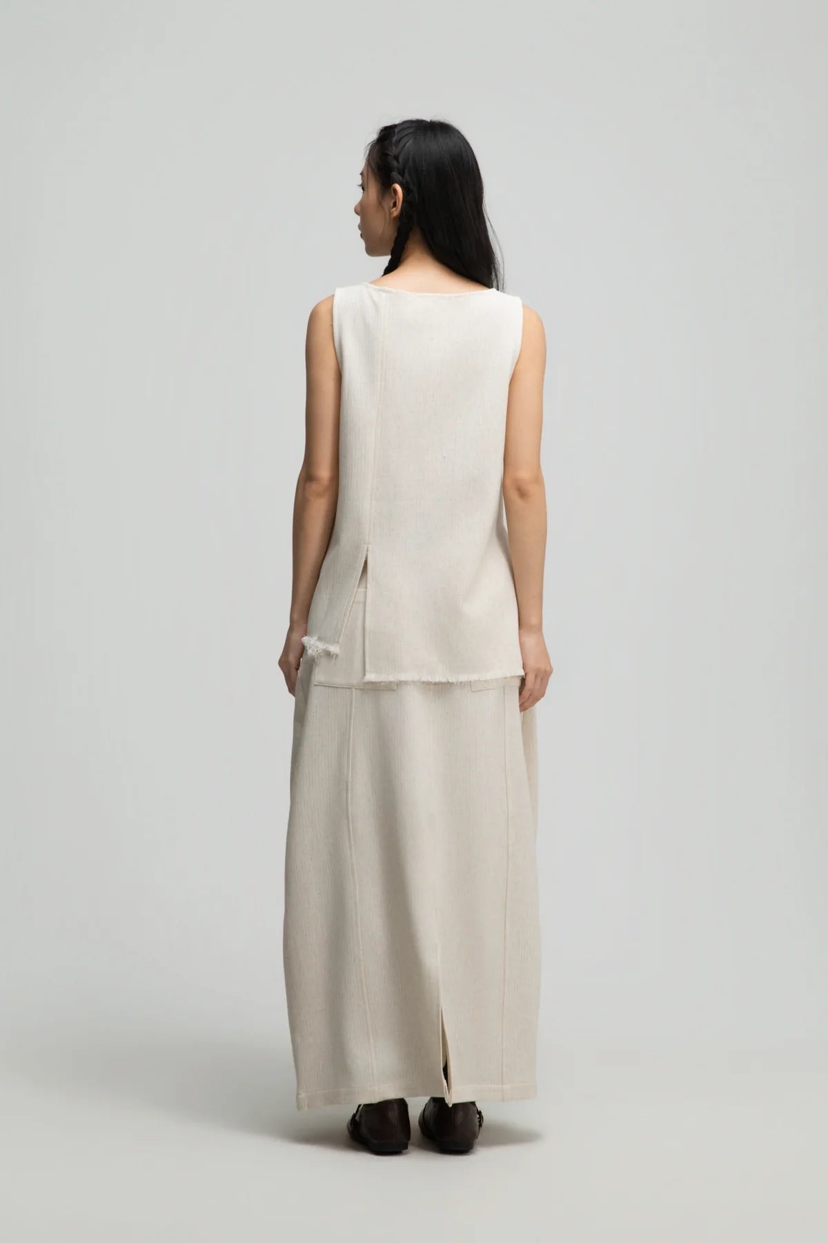 Curved Leg Skirt w/ Beaded Belt (Off White) - BEV C multi label store