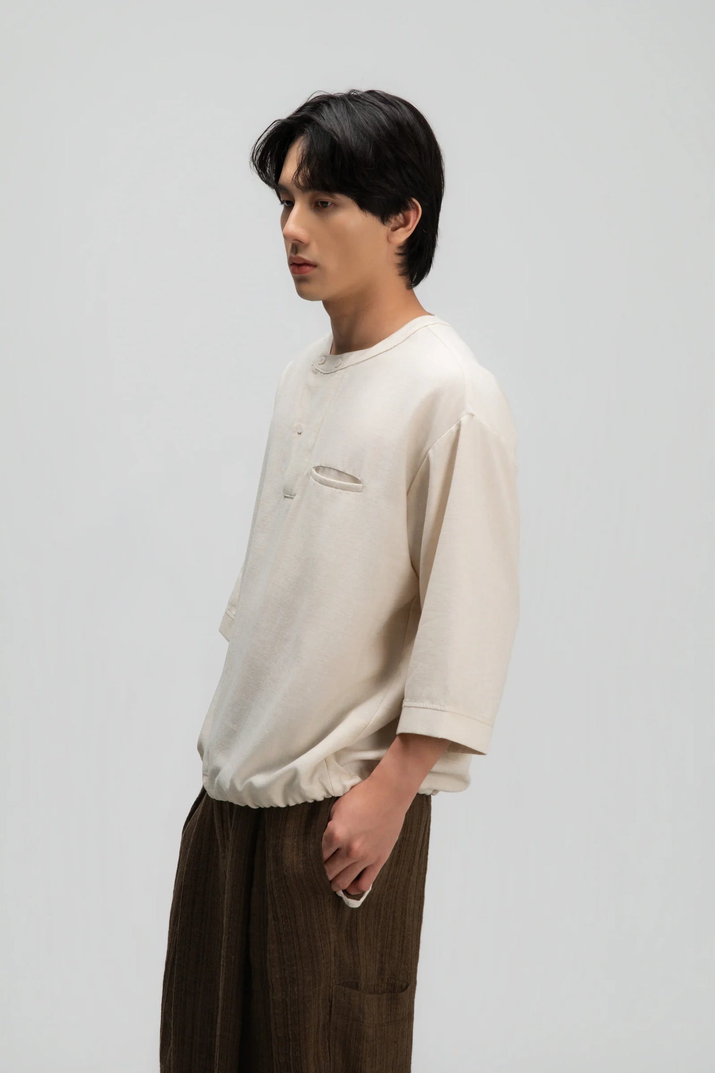 Gender Neutral 3/4 Sleeve Arc Collar Shirt (Off White) - BEV C multi label store