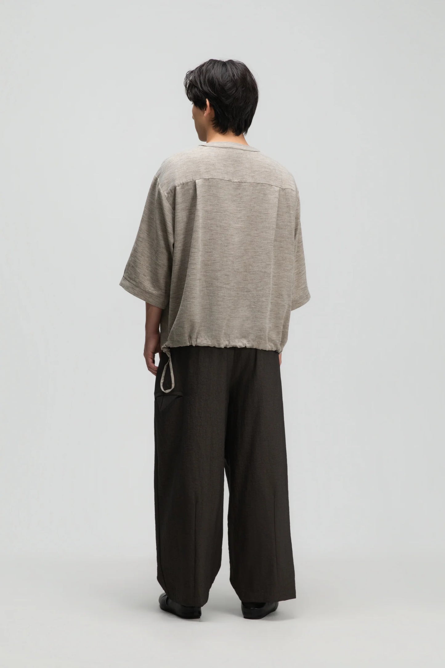 Gender Neutral 3/4 Sleeve Arc Collar Shirt (Dark Oat) - BEV C multi label store