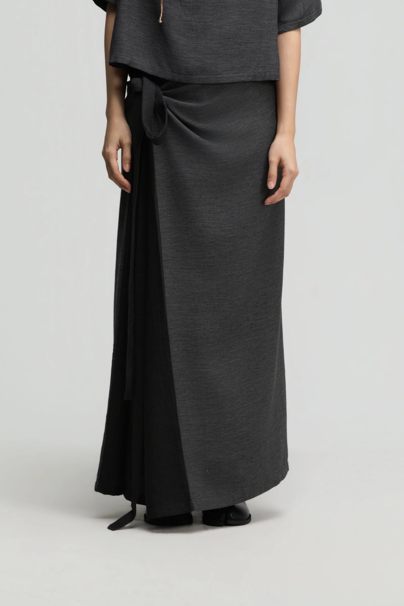 Dual Wear Wrap Skirt 2.0 (Midnight Grey) - BEV C multi label store