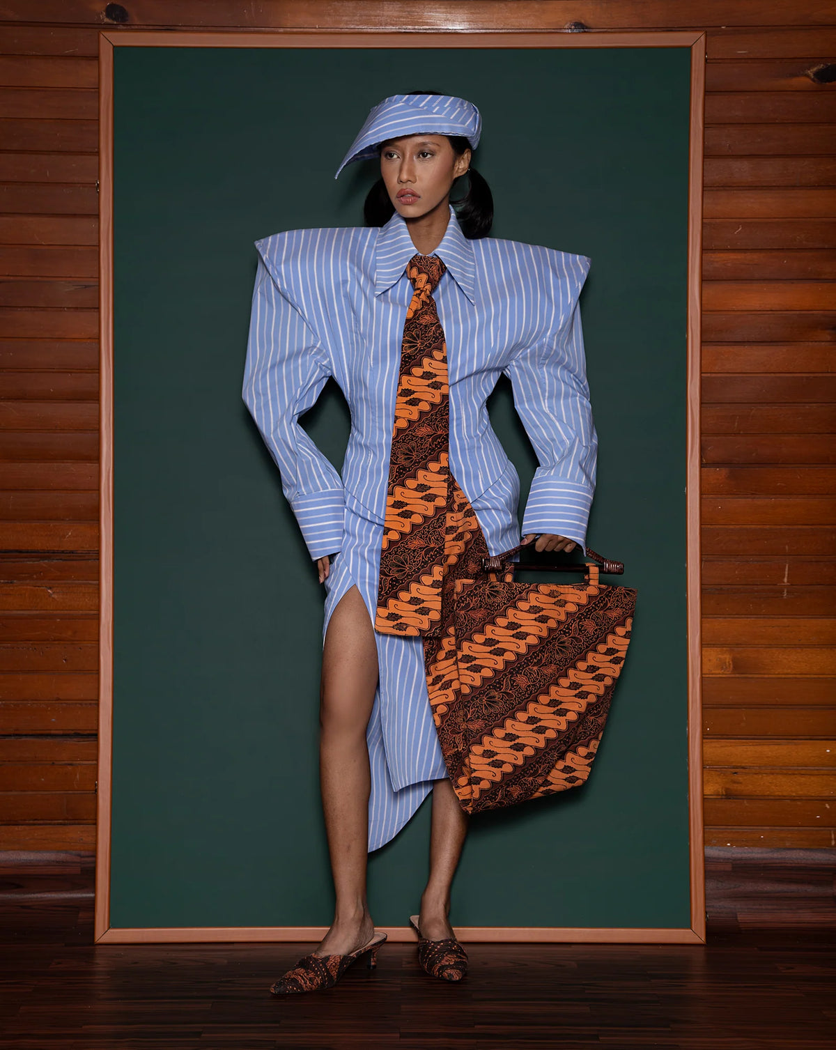 Kemeja Kebaya (Blue White Thick Pinstripes) - BEV C multi label store