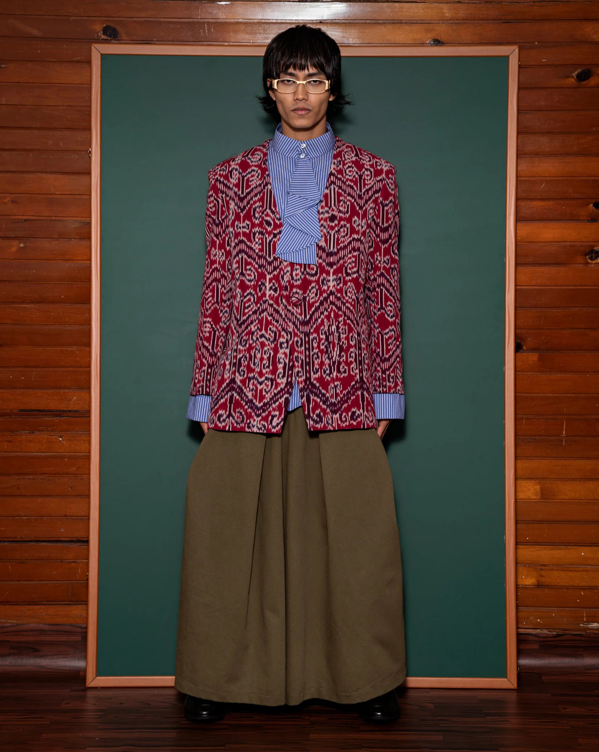 Blazer Pankou Pua Kumbu (Red) - BEV C multi label store